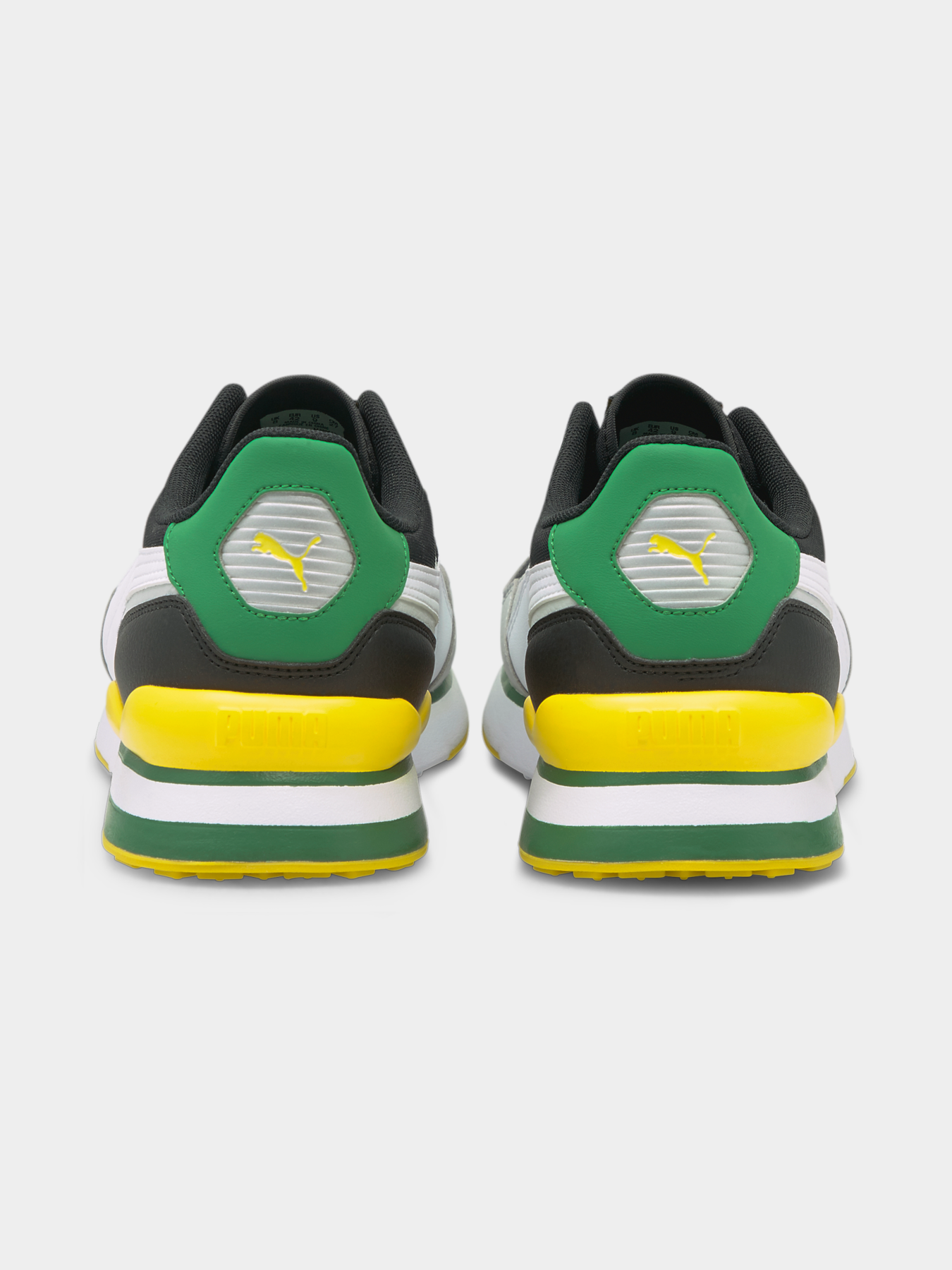 Кросівки PUMA R78 Futr модель 374895 Кросівки PUMA R78 Futr модель 374895 Фото