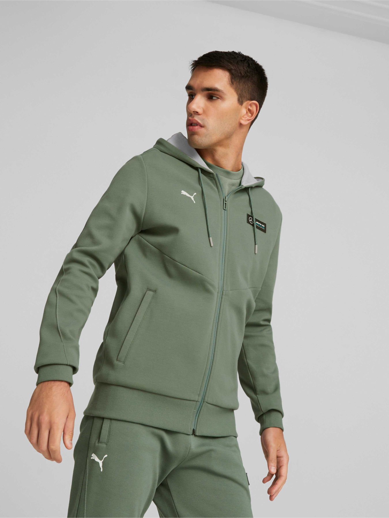 Куртки и дубленки PUMA Mapf1 Hooded Sweat Jacket модель 621147 Куртки и дубленки PUMA Mapf1 Hooded Sweat Jacket модель 621147 Фото