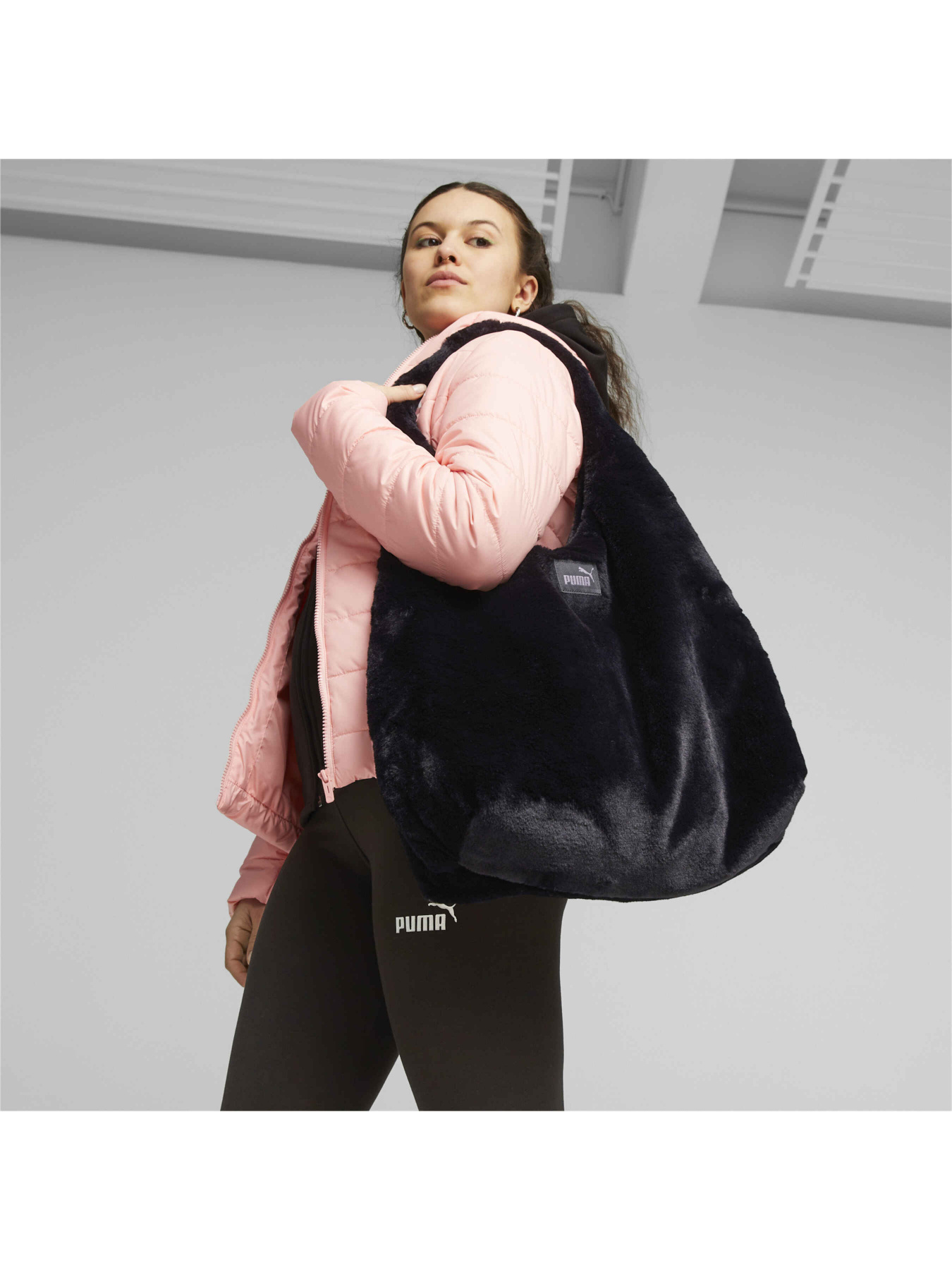 Сумки PUMA Core Large Hobo модель 079871 Фото