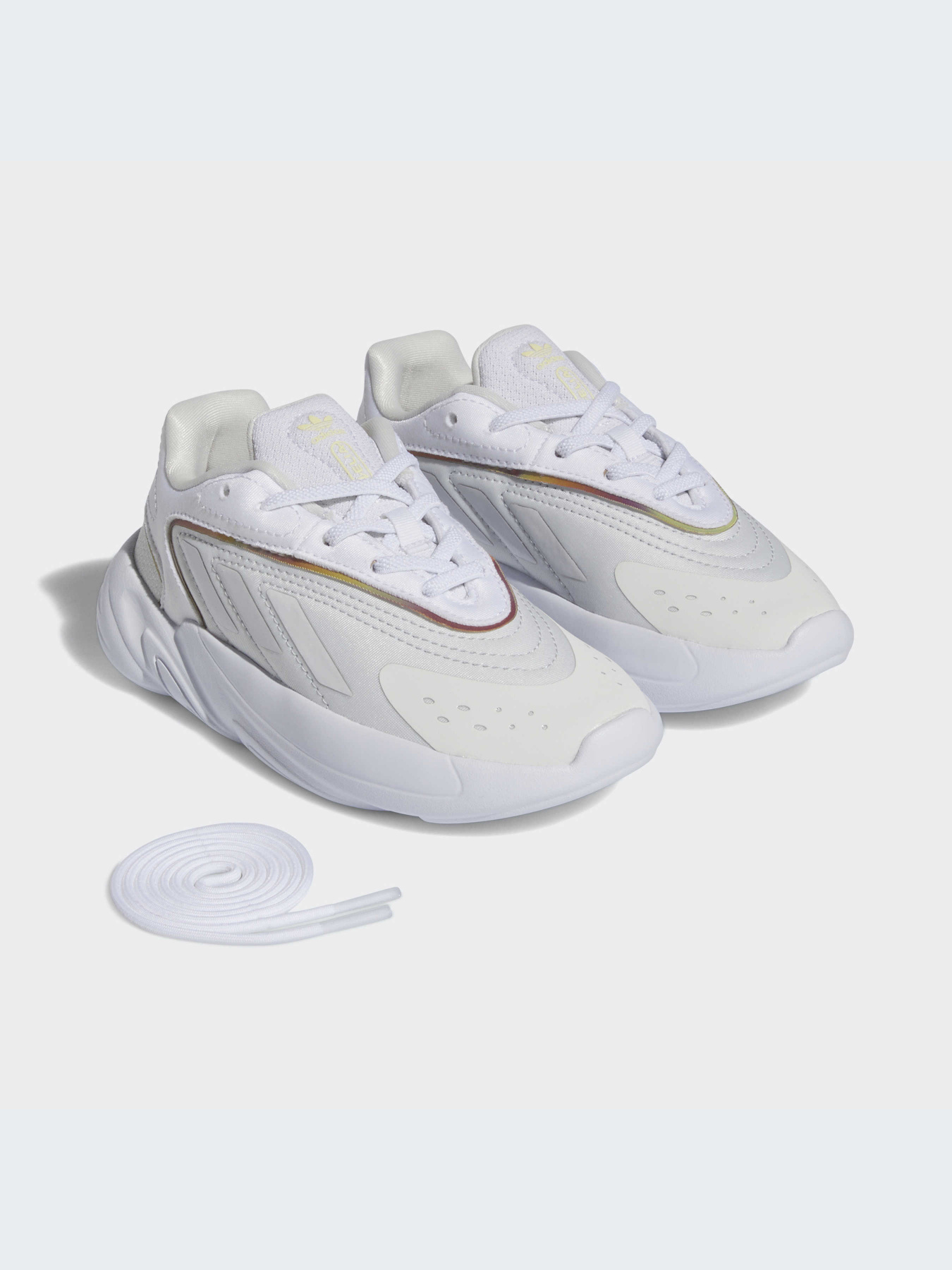Кроссовки Adidas Ozweego модель HQ1594 Кроссовки Adidas Ozweego модель HQ1594 Фото