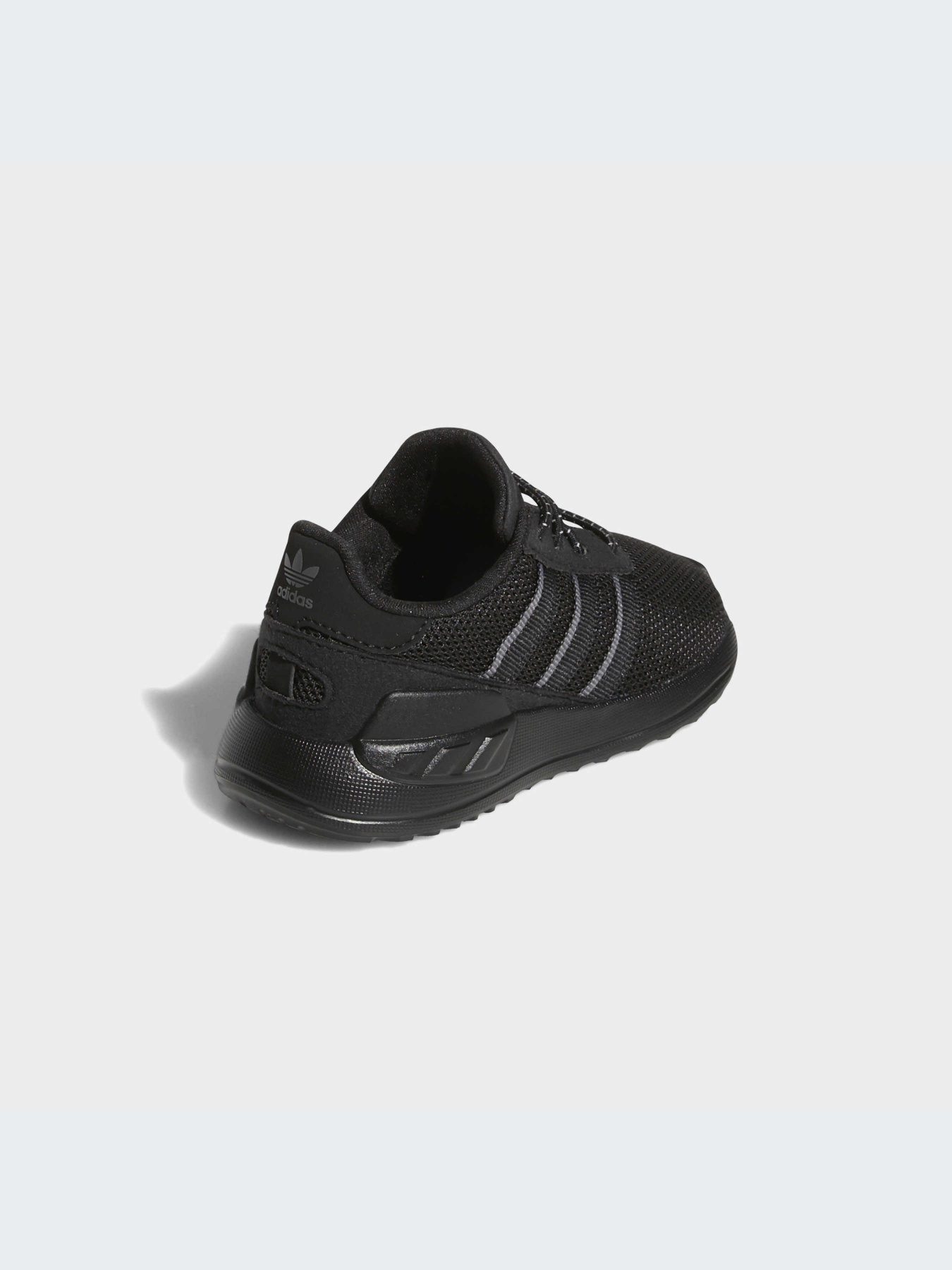 Кроссовки Adidas модель FW8275 Фото