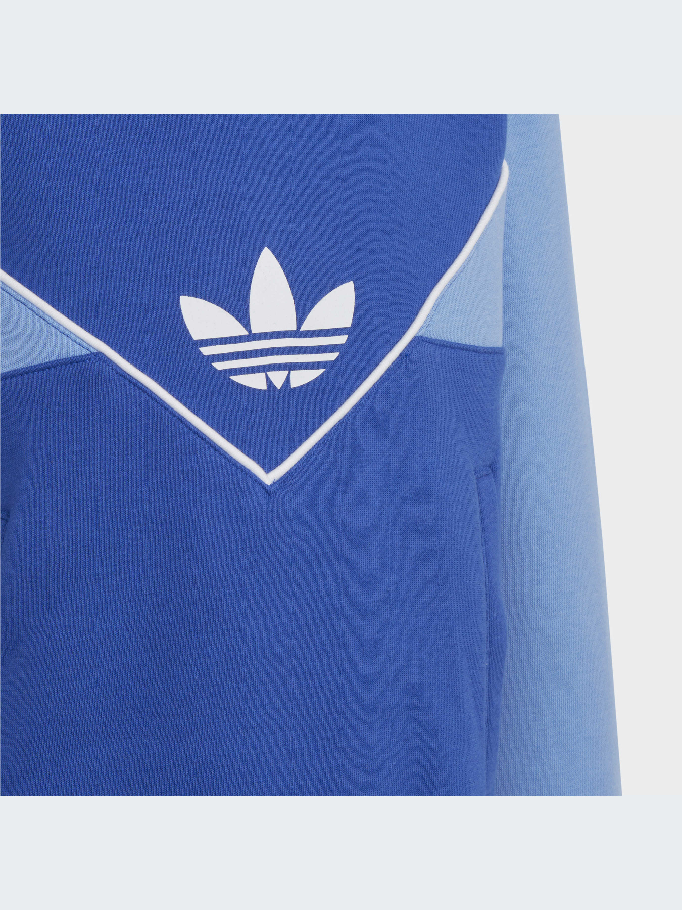 Костюмы Adidas Adicolor модель IB9911 Костюмы Adidas Adicolor модель IB9911 Фото