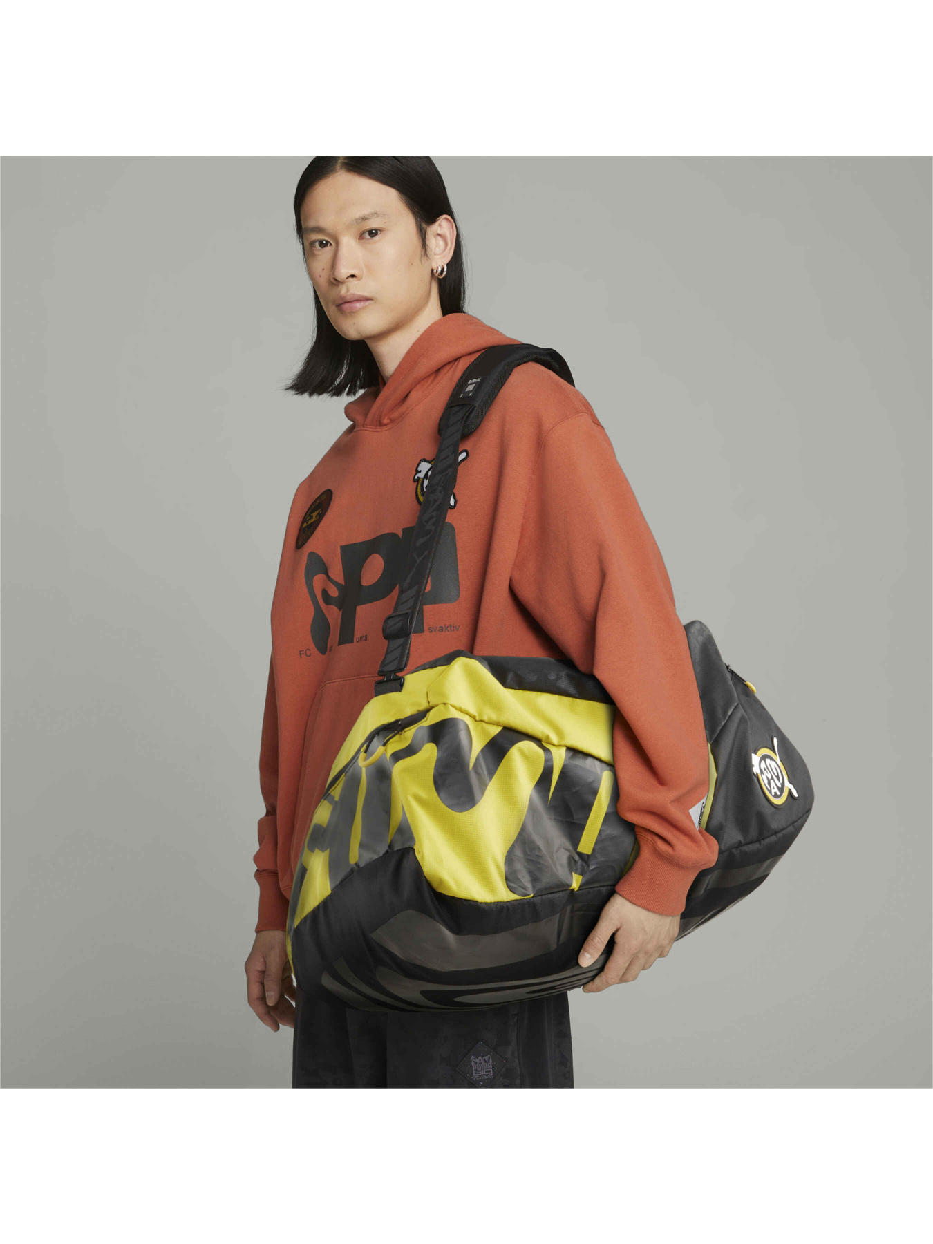 Сумки PUMA x P.a.m. Duffle Bag модель 090046 Сумки PUMA x P.a.m. Duffle Bag модель 090046 Фото