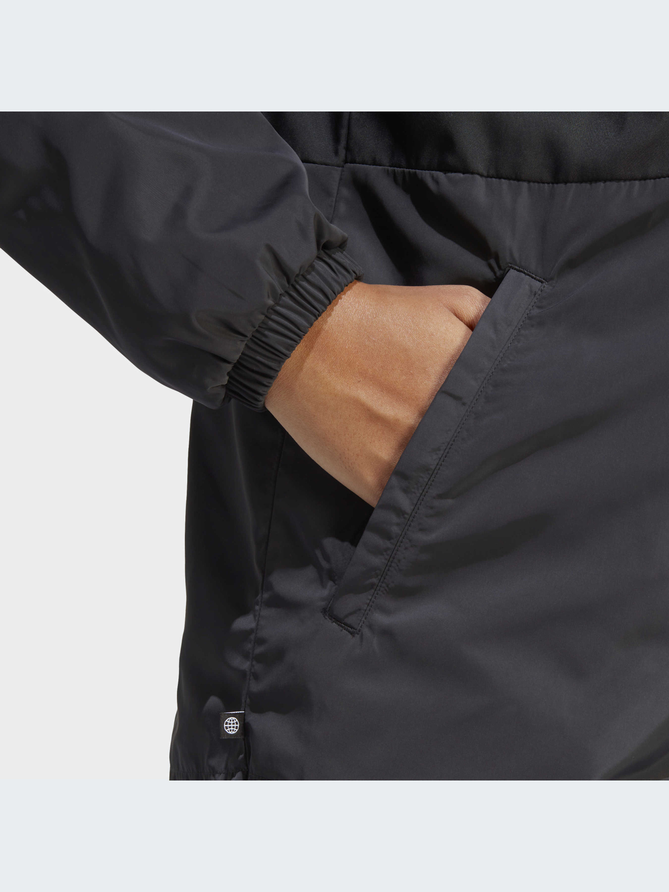 Куртки та дублянки Adidas Adicolor модель IC5375 Куртки та дублянки Adidas Adicolor модель IC5375 Фото