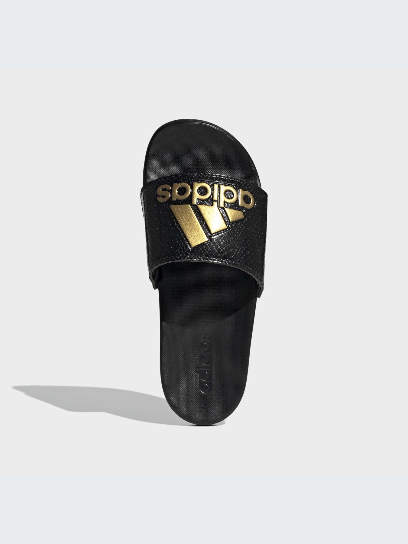 Шлёпанцы Adidas Adilette модель GZ5897 Шлёпанцы Adidas Adilette модель GZ5897 Фото