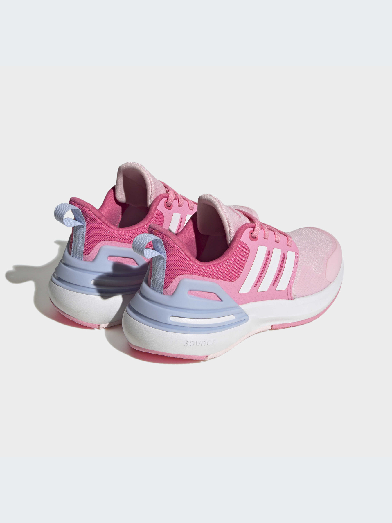 Кросівки Adidas модель HP2570 Кросівки Adidas модель HP2570 Фото