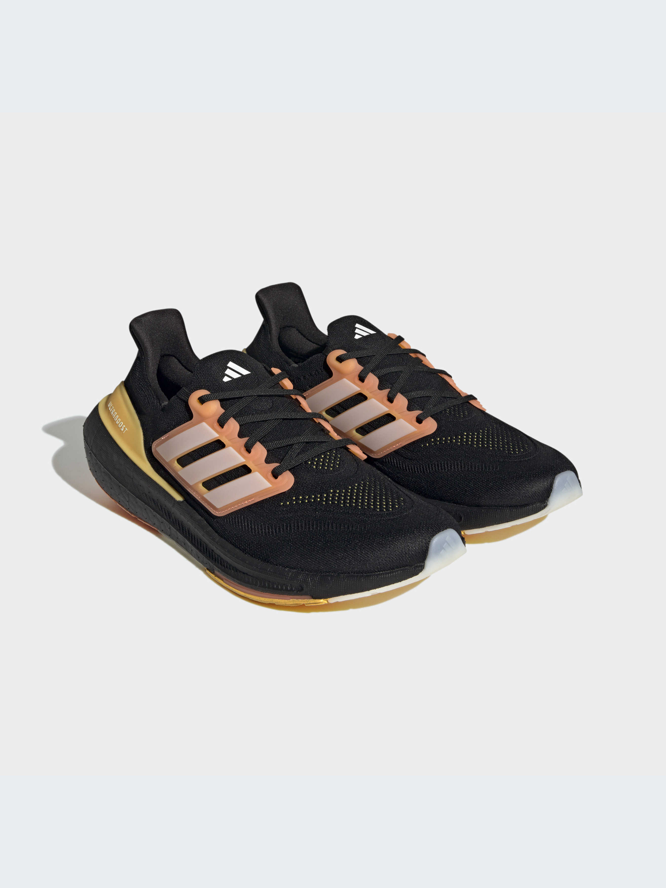Кросівки Adidas Ultraboost модель HQ8595 Фото