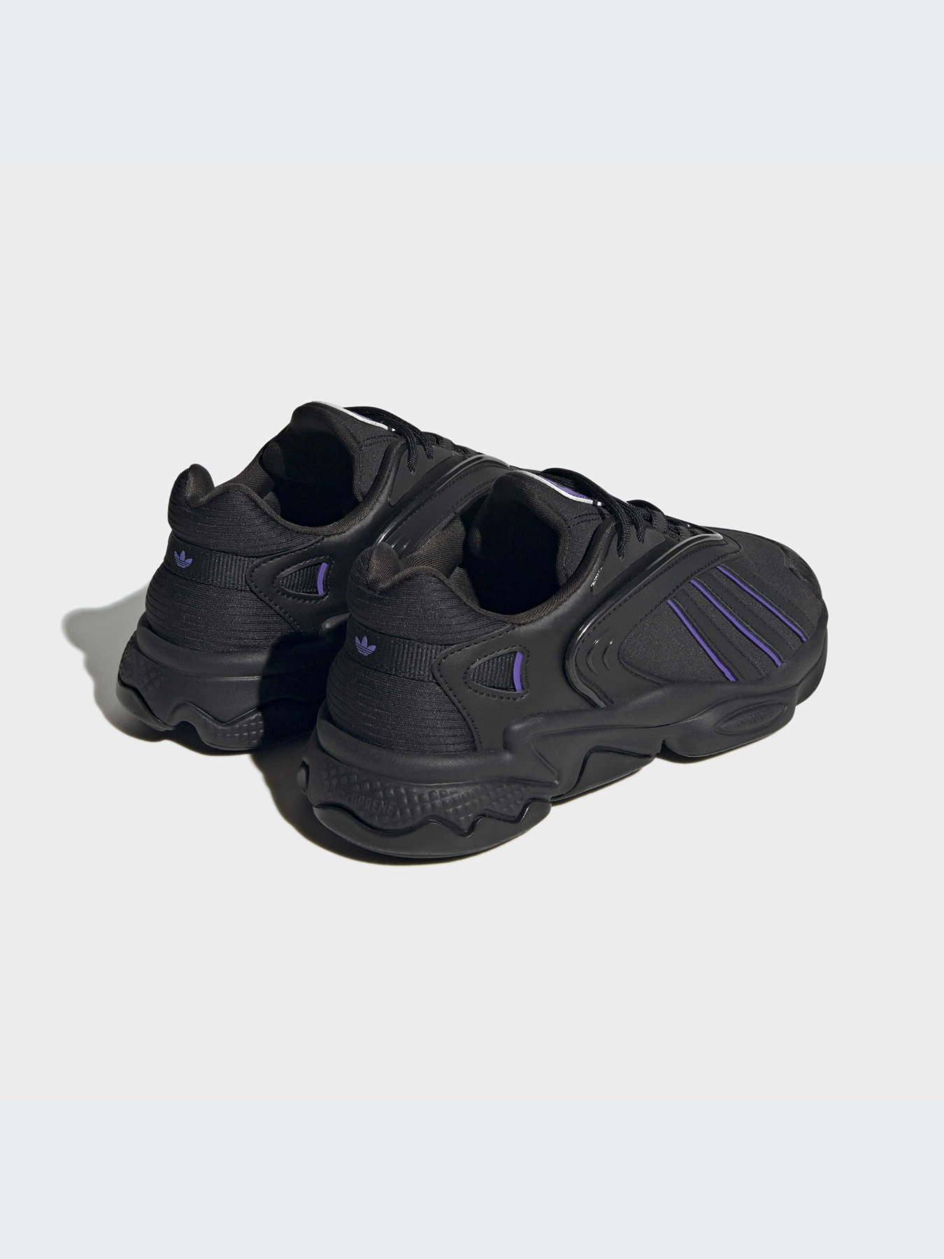 Кросівки Adidas Ozweego модель HQ4473 Кросівки Adidas Ozweego модель HQ4473 Фото