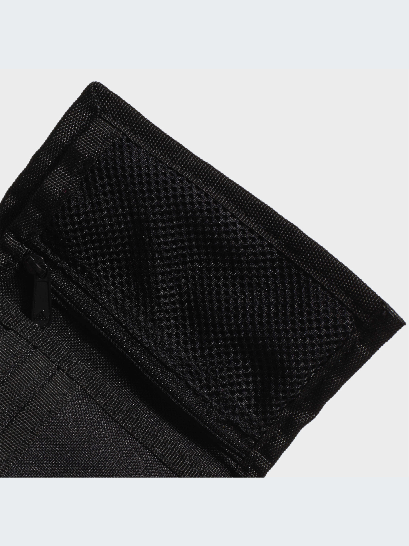 Сумки Adidas модель GN2037 Сумки Adidas модель GN2037 Фото