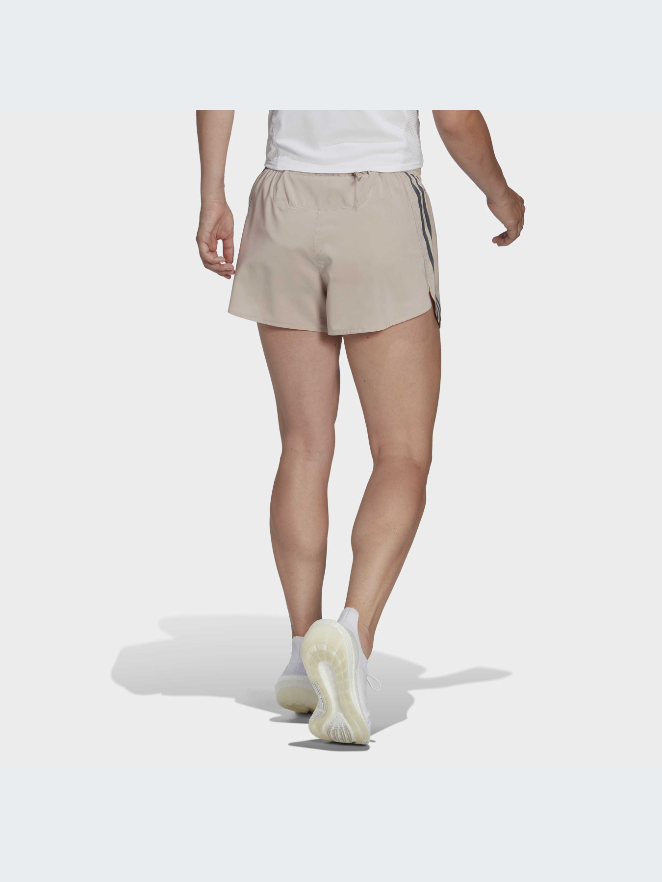 Шорты Adidas модель HM4312 Шорты Adidas модель HM4312 Фото