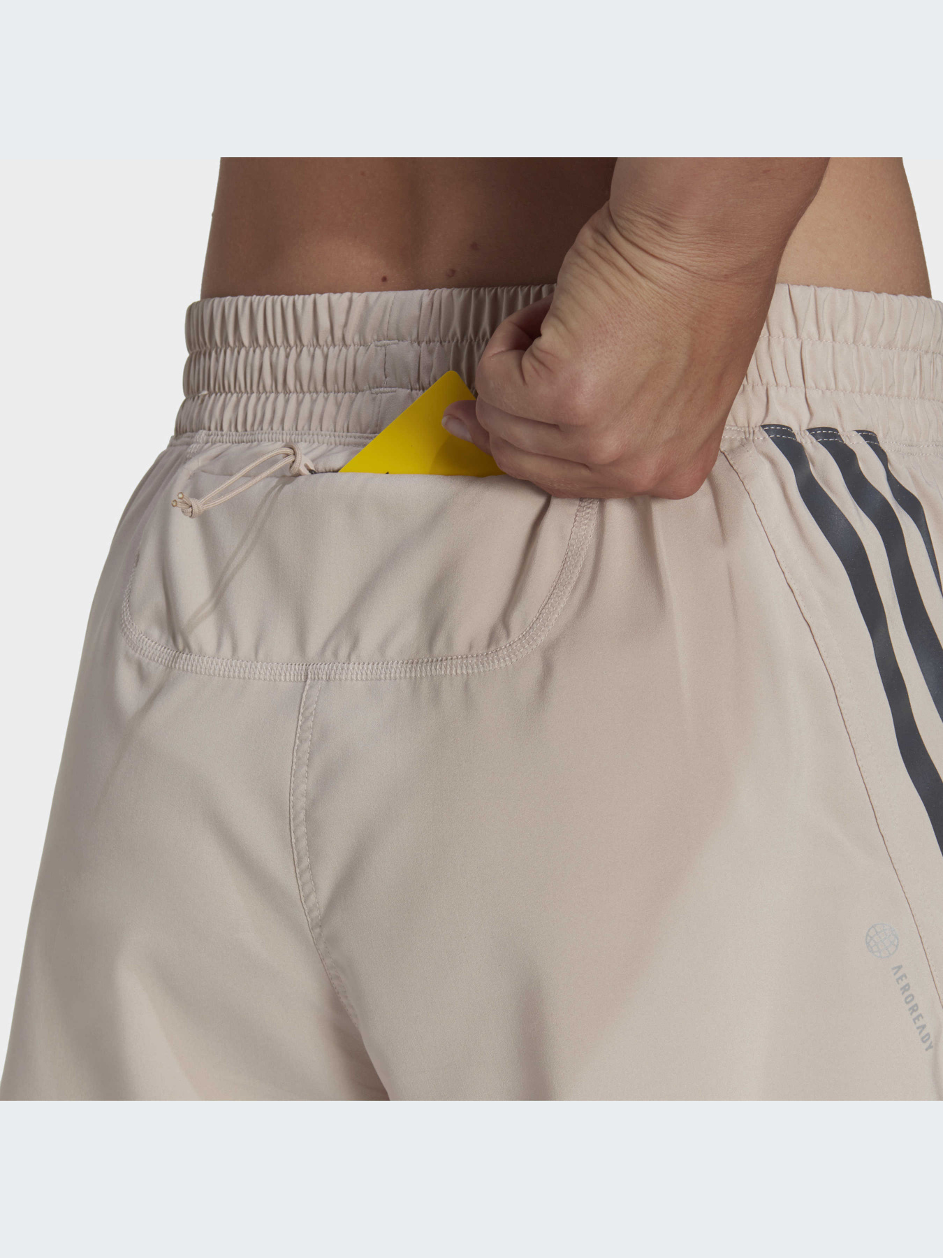 Шорты Adidas модель HM4312 Шорты Adidas модель HM4312 Фото
