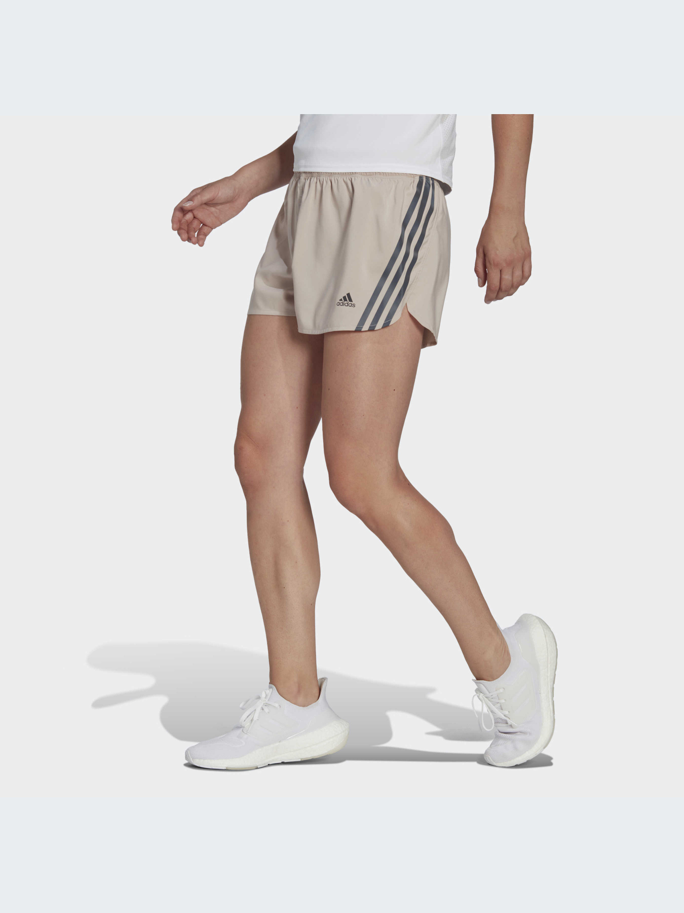 Шорты Adidas модель HM4312 Шорты Adidas модель HM4312 Фото