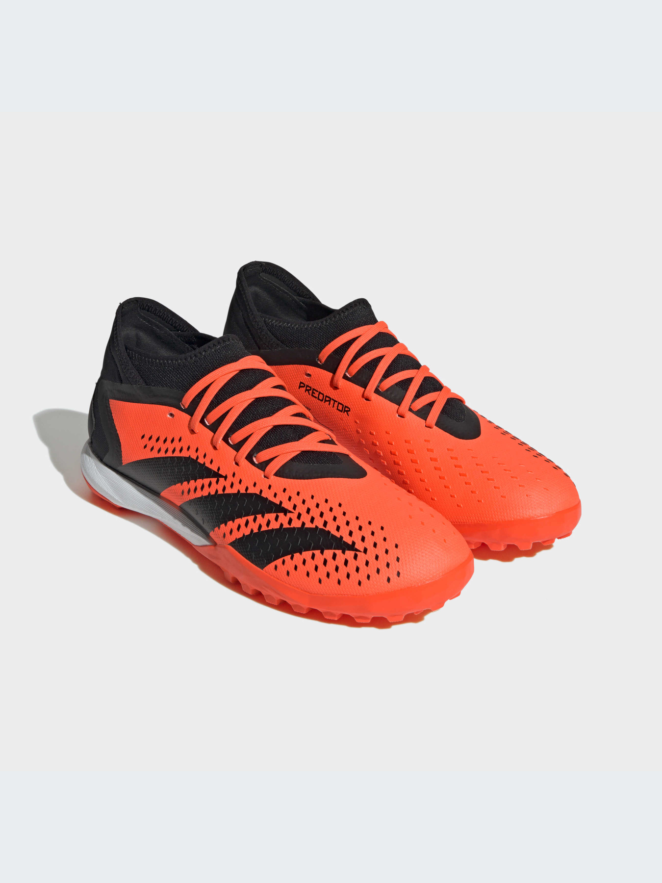 Кросівки Adidas Predator модель GW4638 Фото