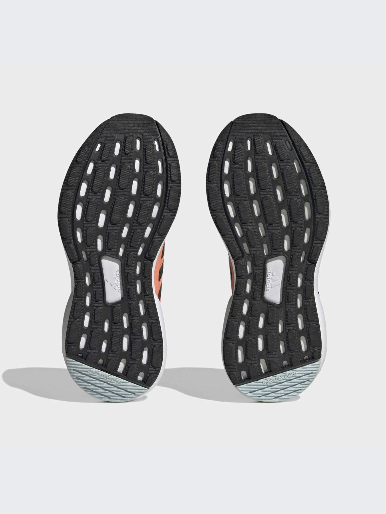 Кроссовки Adidas модель H06362 Фото