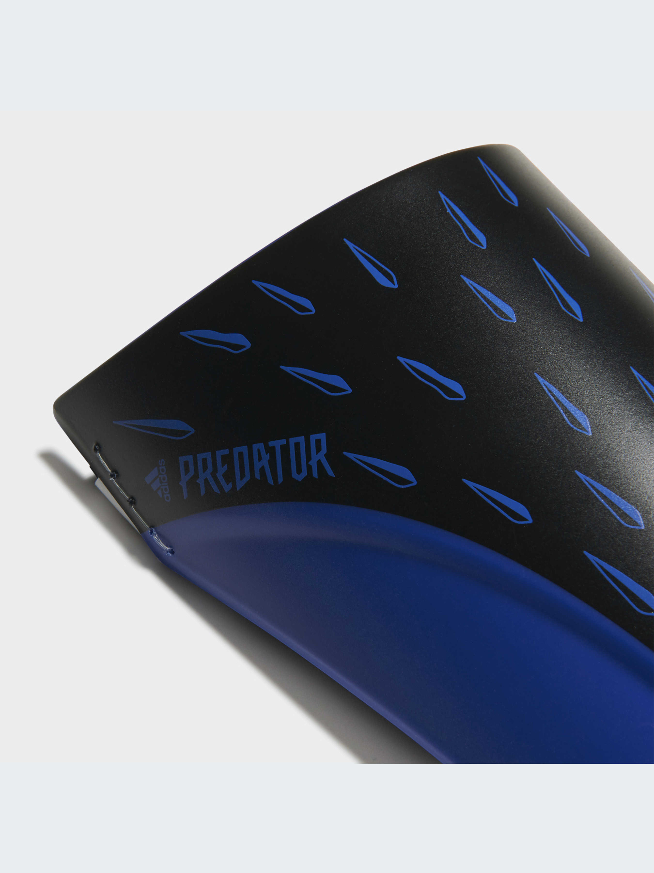 Щитки Adidas Predator модель GK3519 Фото