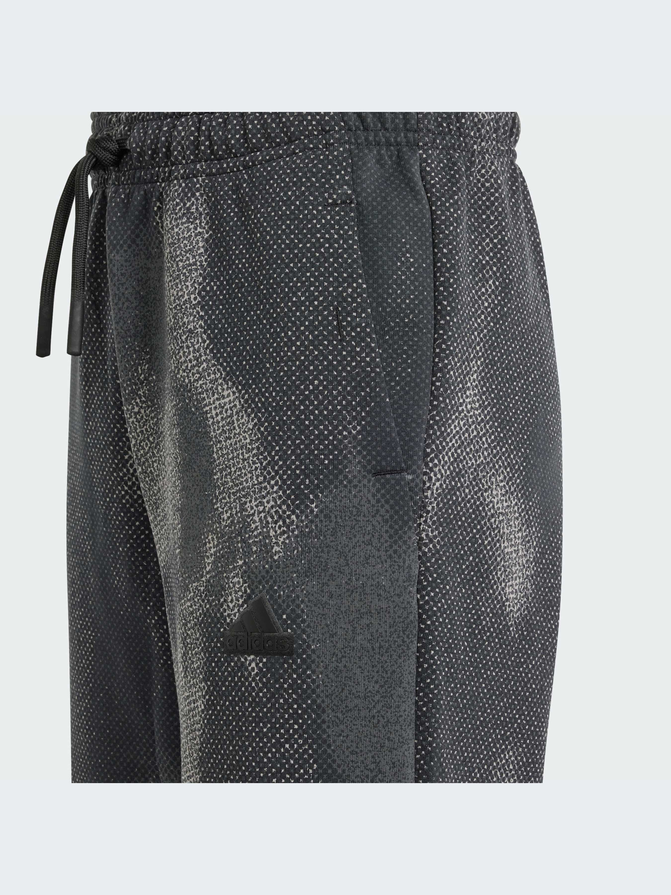 Брюки Adidas Культовые силуэты модель IT9038 Брюки Adidas Культовые силуэты модель IT9038 Фото