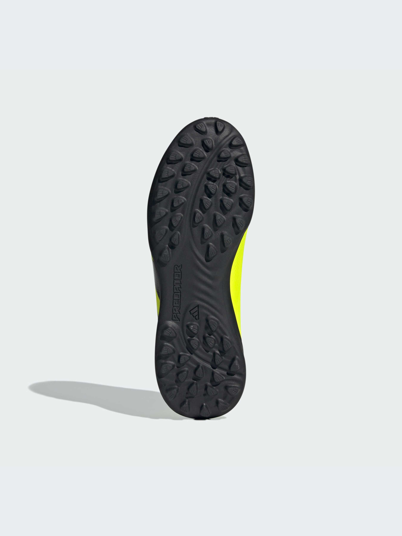 Кросівки Adidas Predator модель IG5444 Кросівки Adidas Predator модель IG5444 Фото