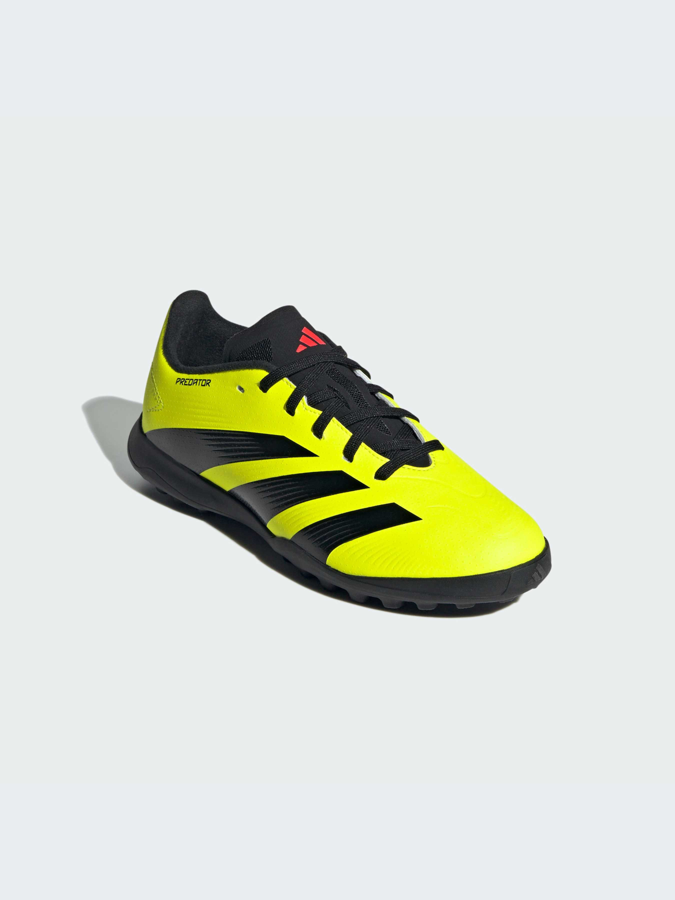 Кросівки Adidas Predator модель IG5444 Кросівки Adidas Predator модель IG5444 Фото