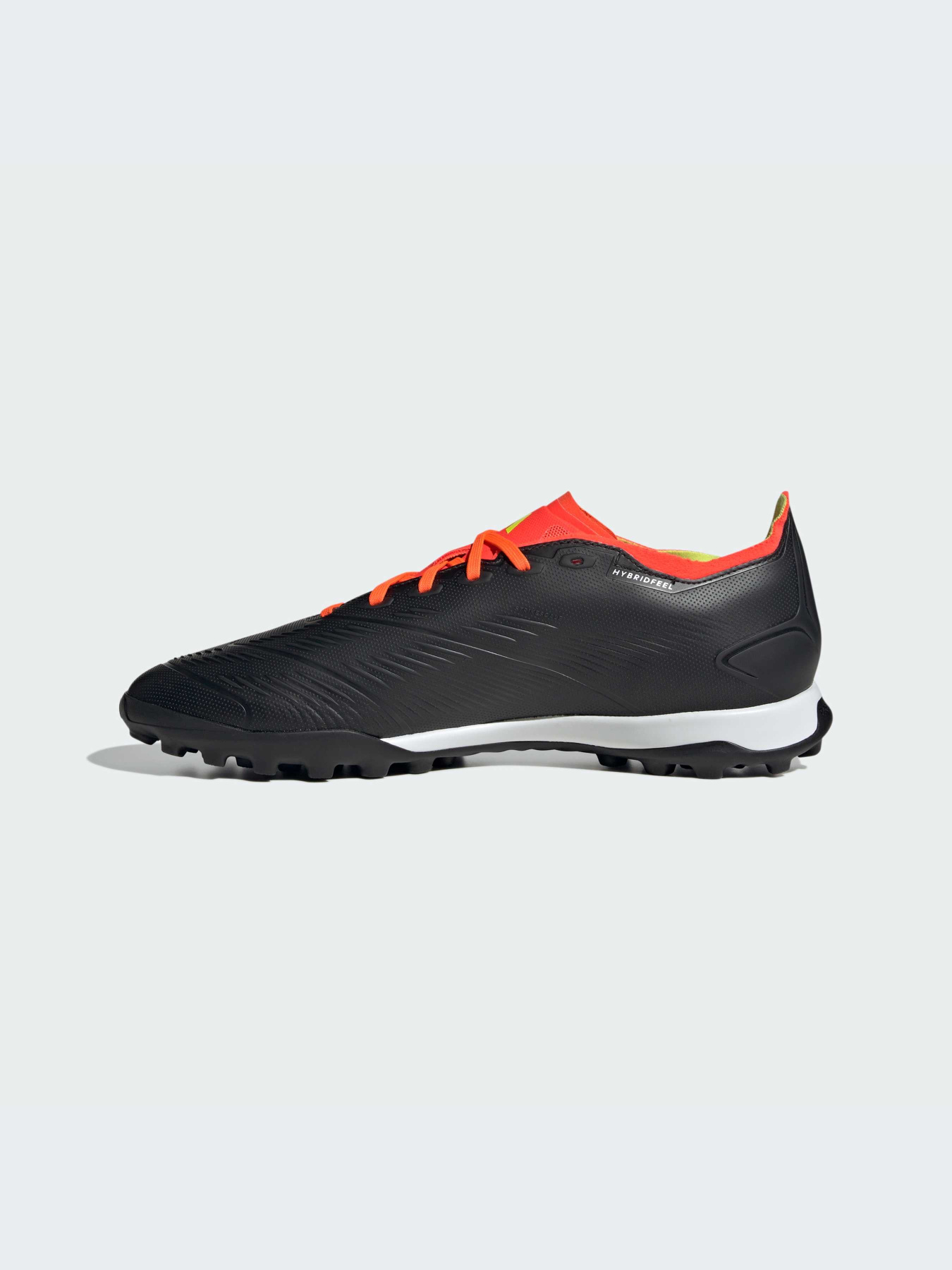 Кросівки Adidas Predator модель IG7723 Кросівки Adidas Predator модель IG7723 Фото