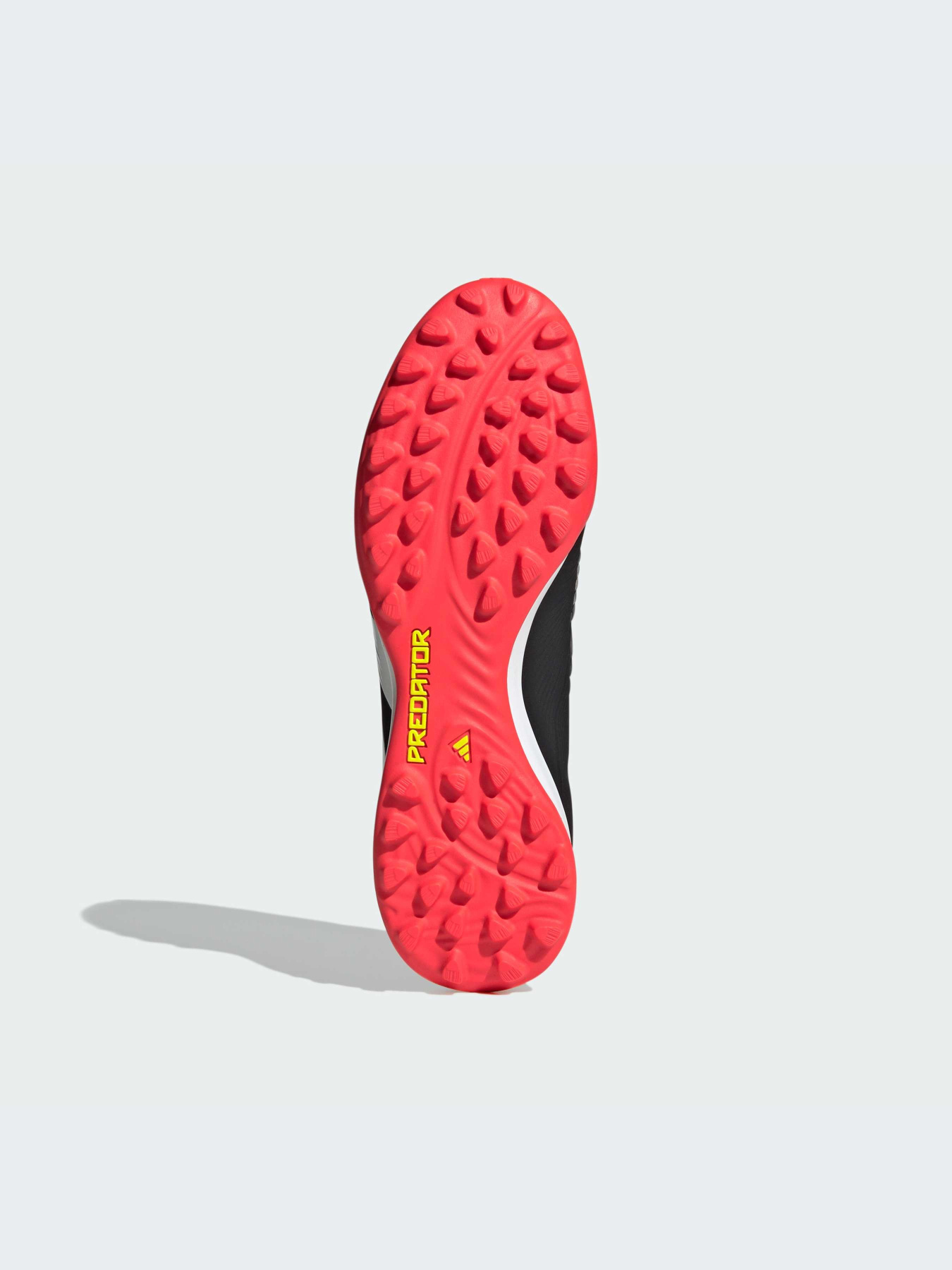 Кросівки Adidas Predator модель IG7731 Кросівки Adidas Predator модель IG7731 Фото