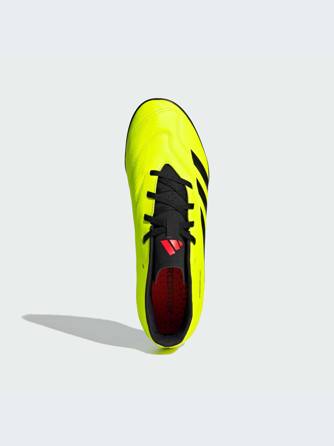 Кроссовки Adidas Predator модель IG7712 Кроссовки Adidas Predator модель IG7712 Фото