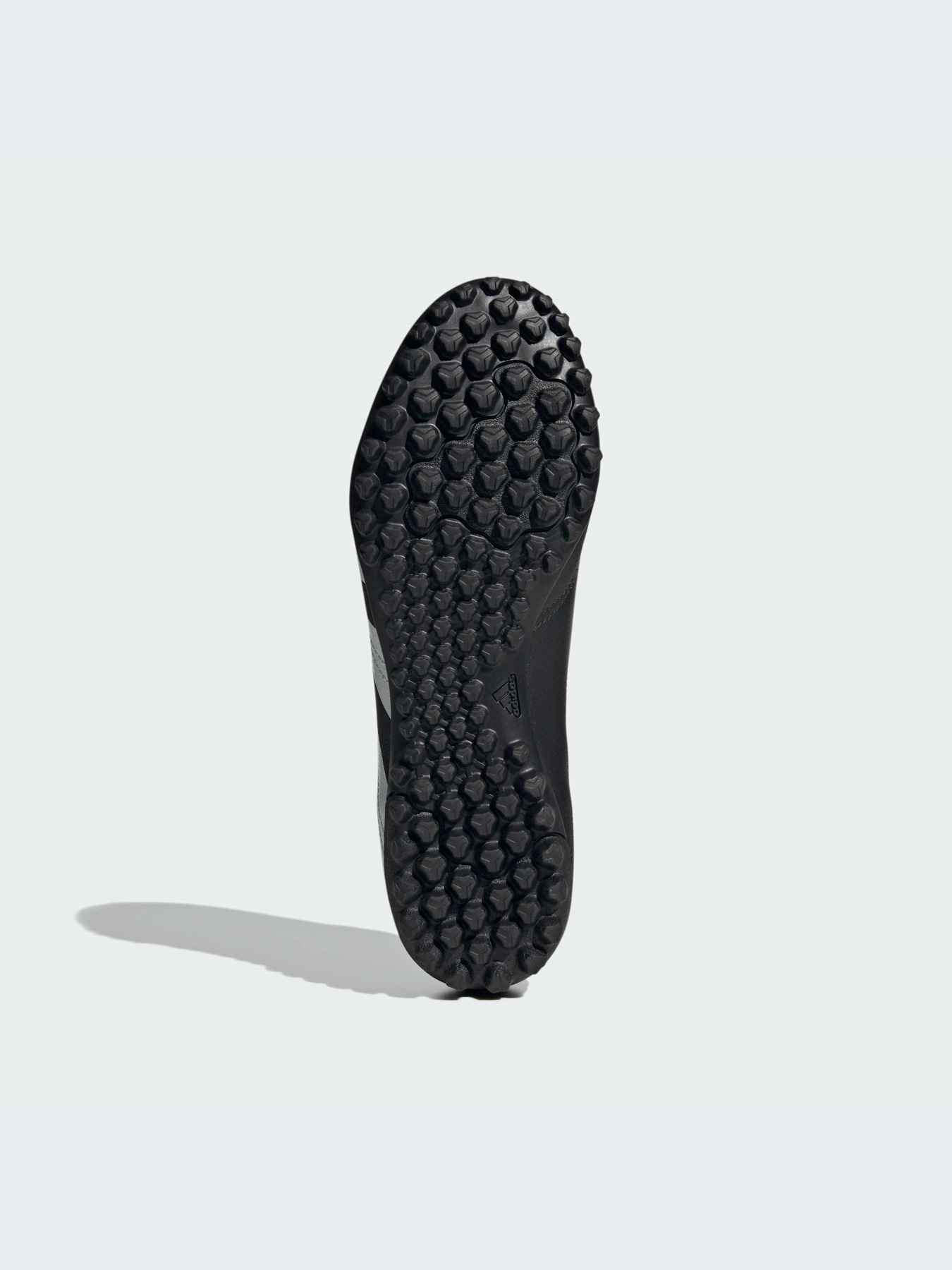 Кросівки Adidas Predator модель IG7711 Фото