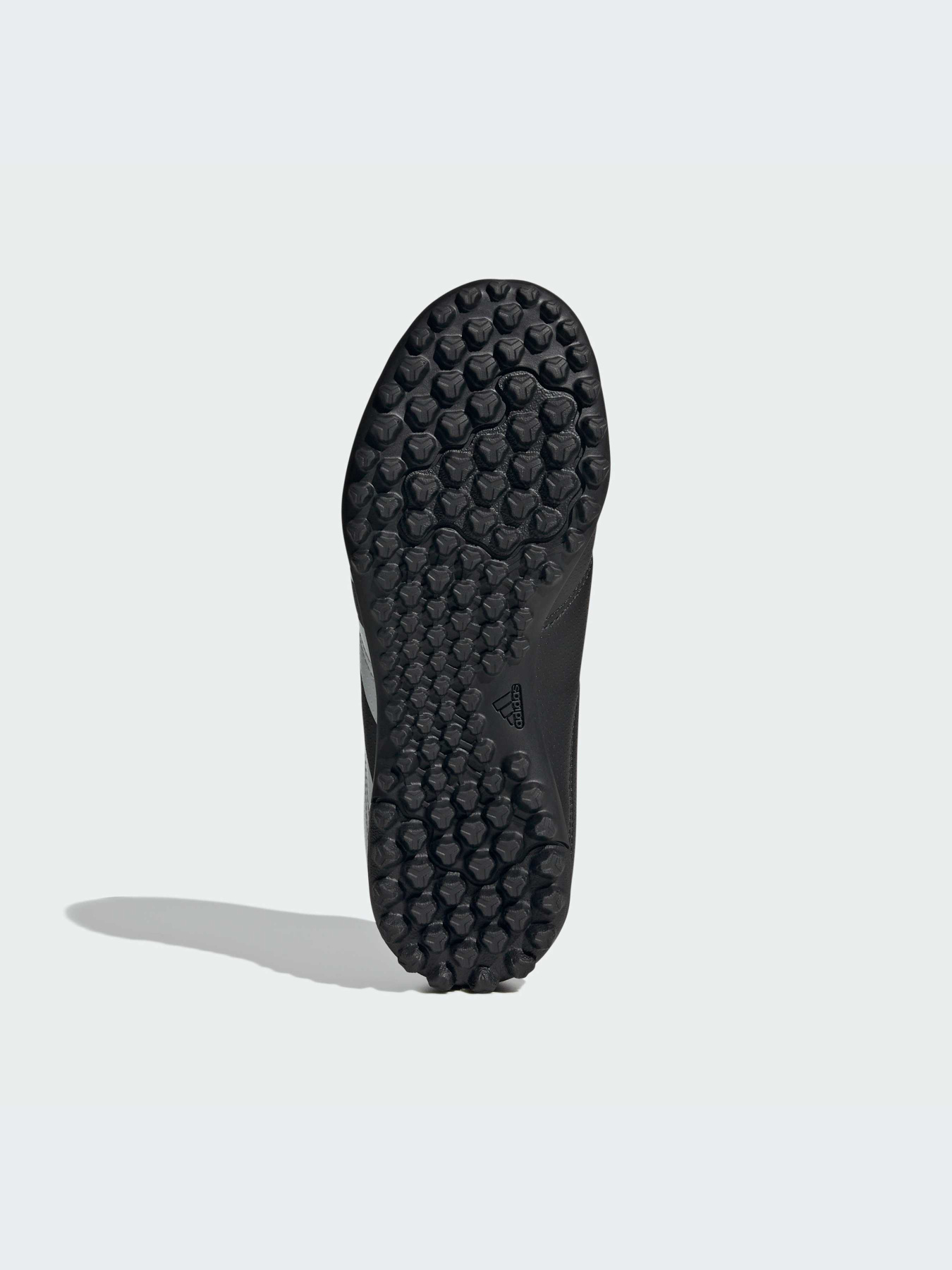 Кроссовки Adidas Predator модель IG5437 Кроссовки Adidas Predator модель IG5437 Фото