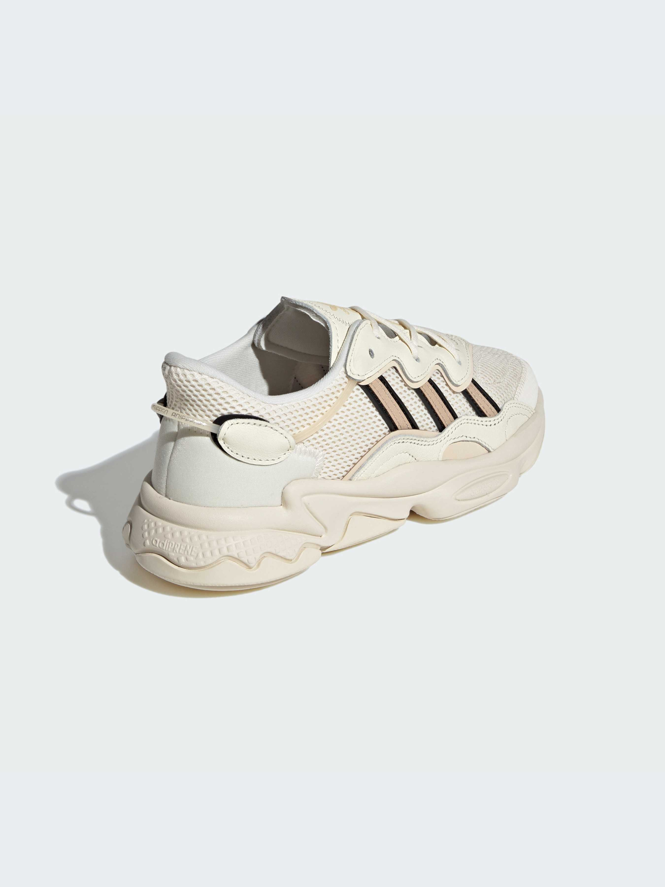 Кросівки Adidas Ozweego модель IG8488 Фото
