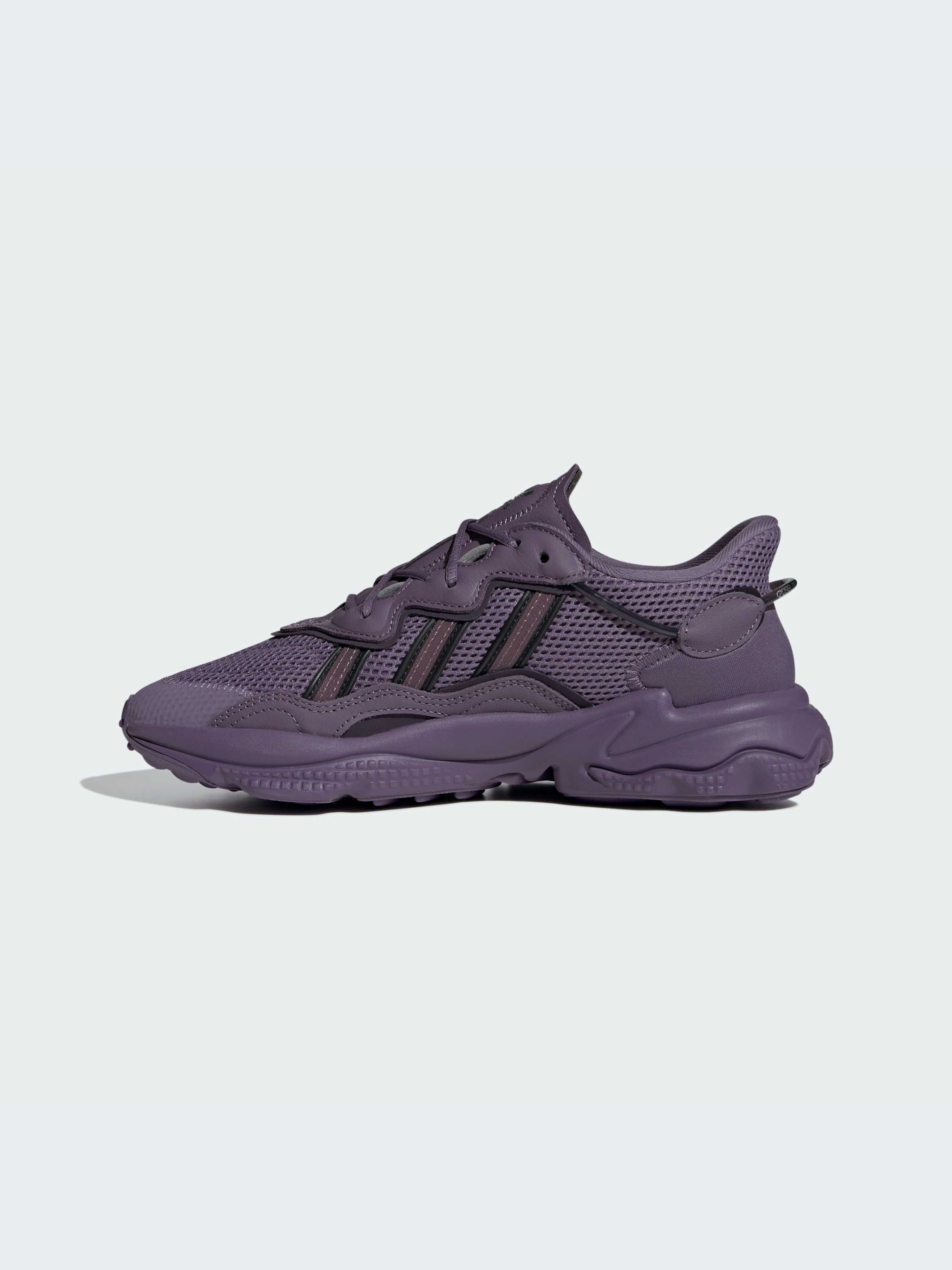 Кросівки Adidas Ozweego модель IG8489 Кросівки Adidas Ozweego модель IG8489 Фото