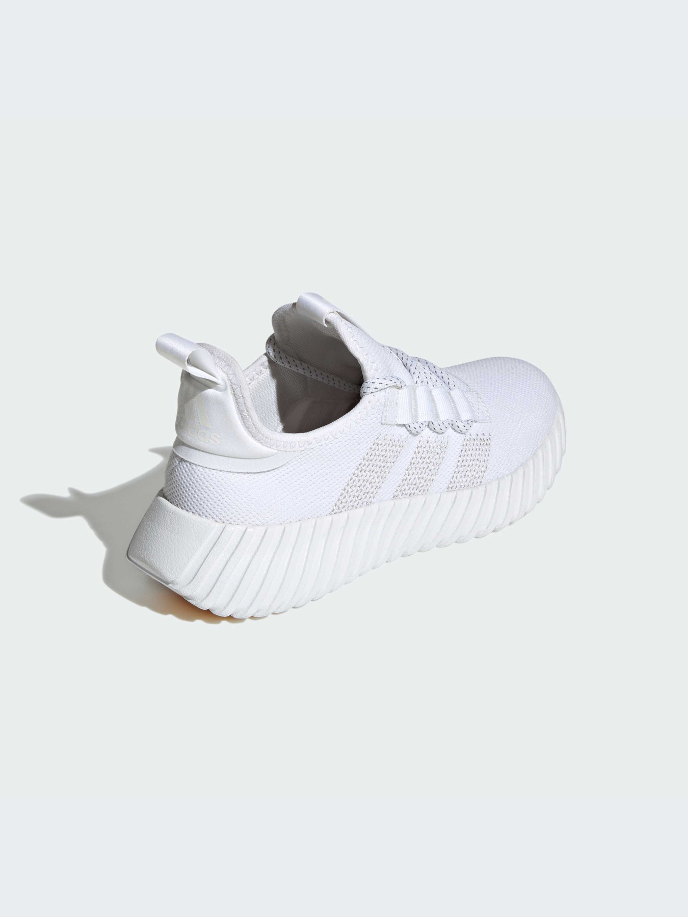 Кросівки Adidas модель IF6600 Кросівки Adidas модель IF6600 Фото