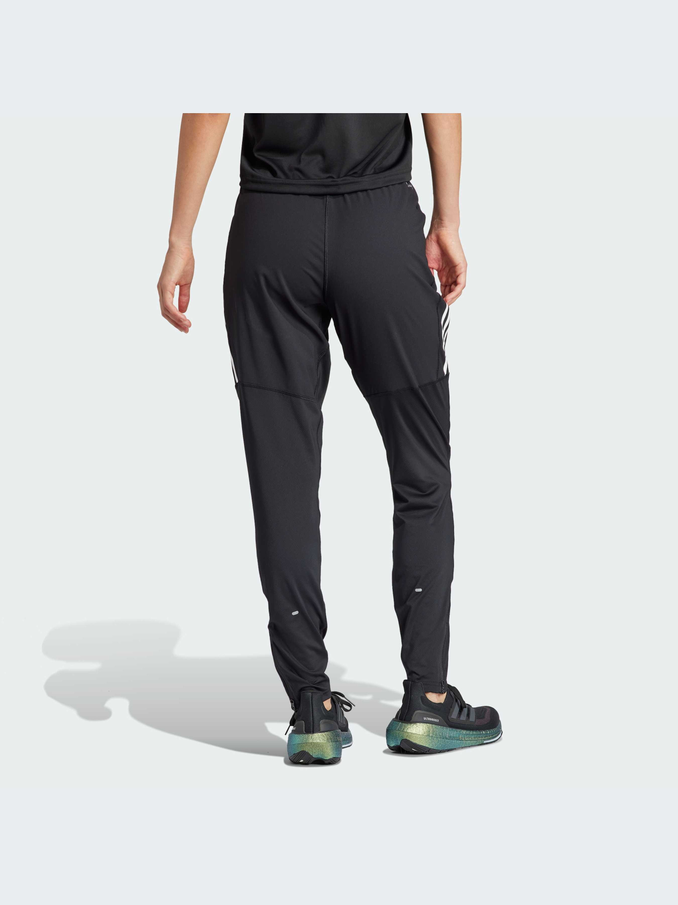 Брюки Adidas 3 Stripes модель IS0379 Фото