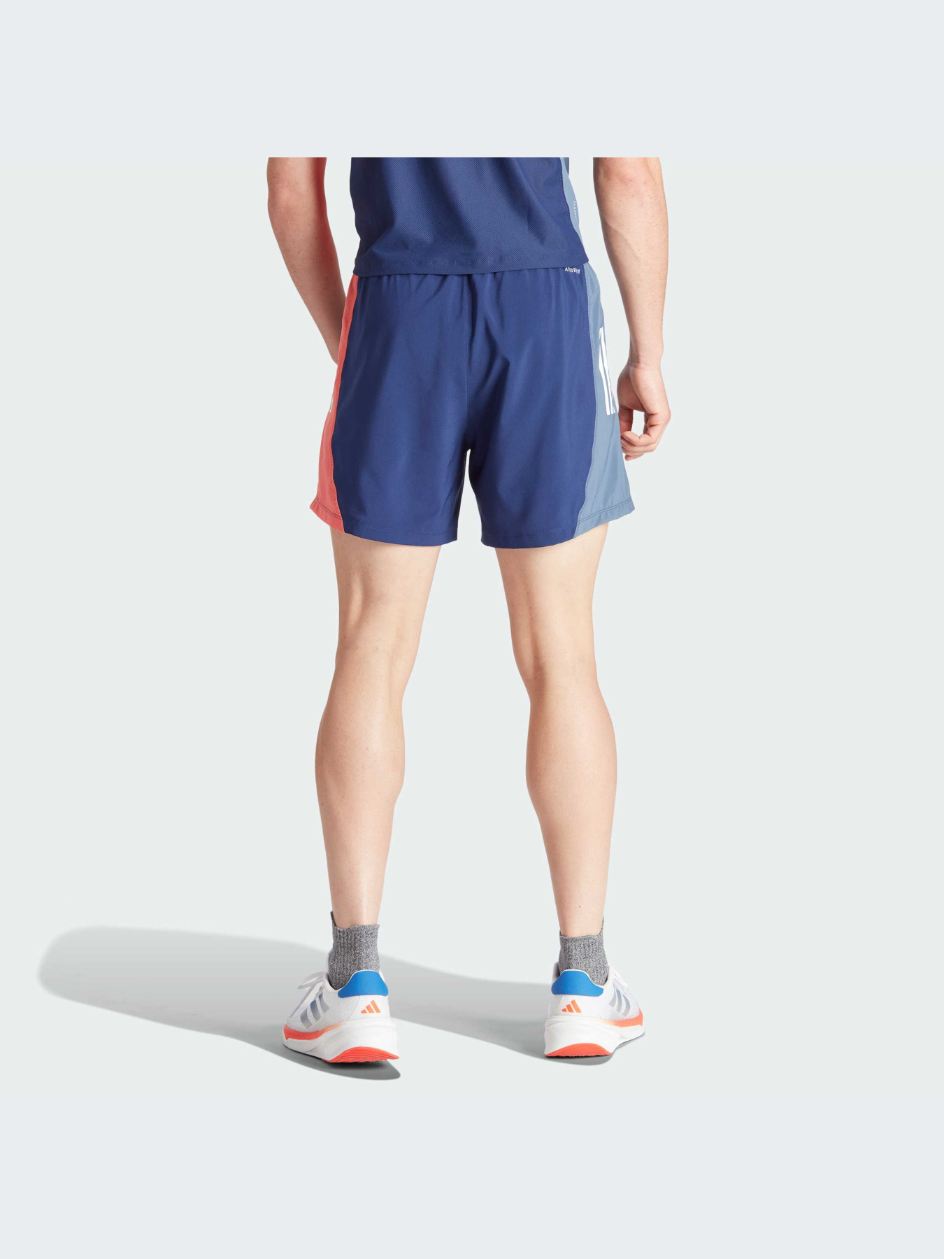 Шорты Adidas модель IK4995 Шорты Adidas модель IK4995 Фото