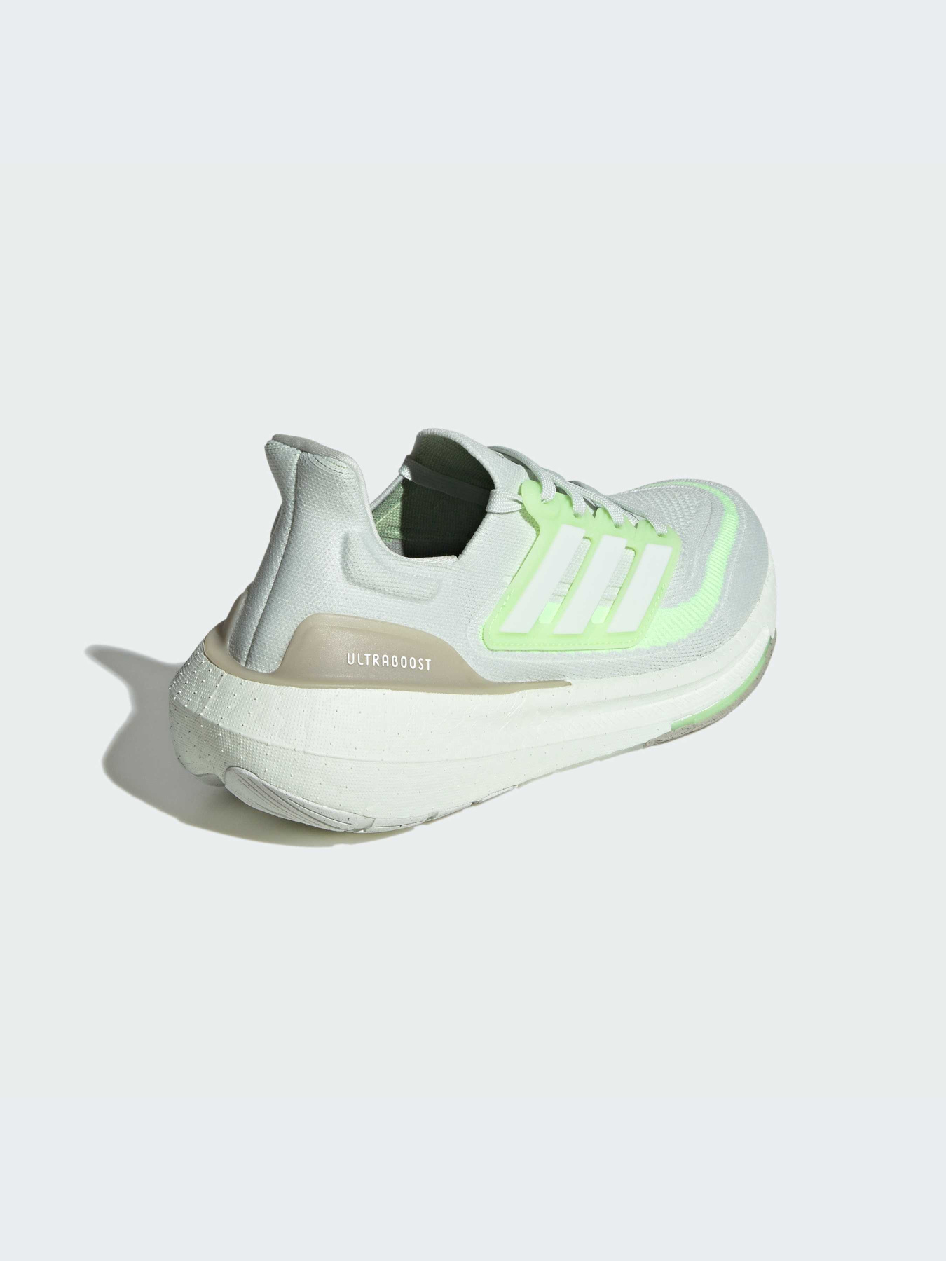 Кроссовки Adidas Ultraboost модель IE3338 Кроссовки Adidas Ultraboost модель IE3338 Фото