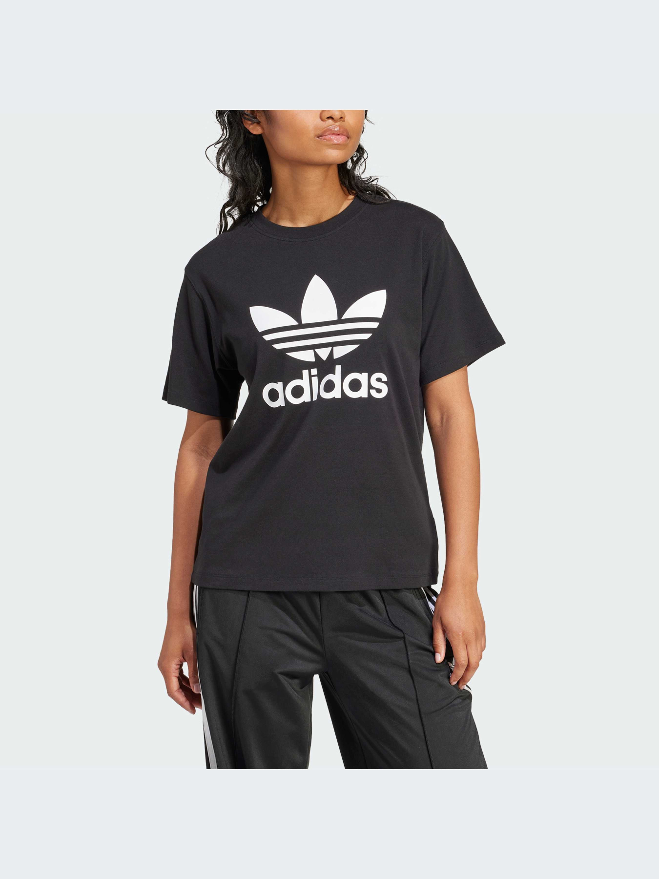 Футболки и поло Adidas Adicolor модель IR9533 Футболки и поло Adidas Adicolor модель IR9533 Фото