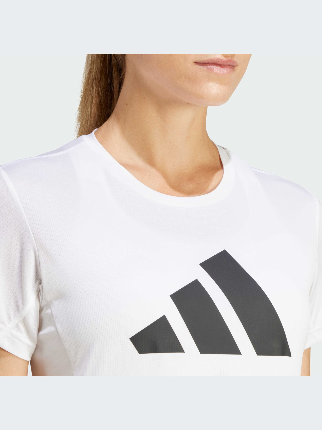 Футболки и поло Adidas модель IN0111 Футболки и поло Adidas модель IN0111 Фото