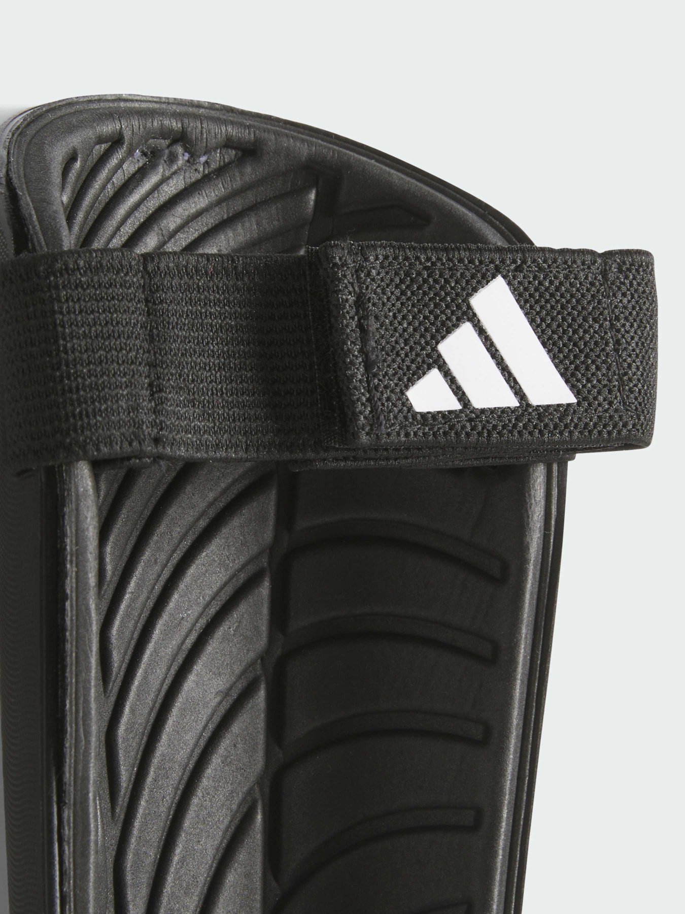 Щитки Adidas Tiro модель IP3998 Фото