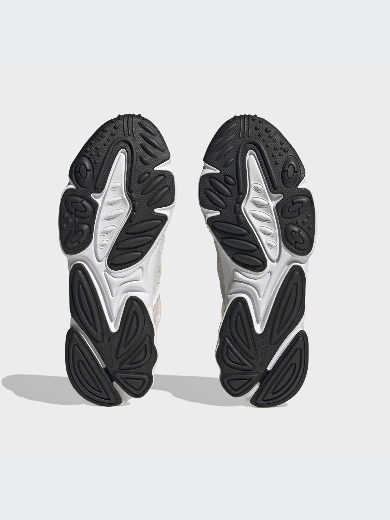 Кроссовки Adidas Ozweego модель HP6380 Фото