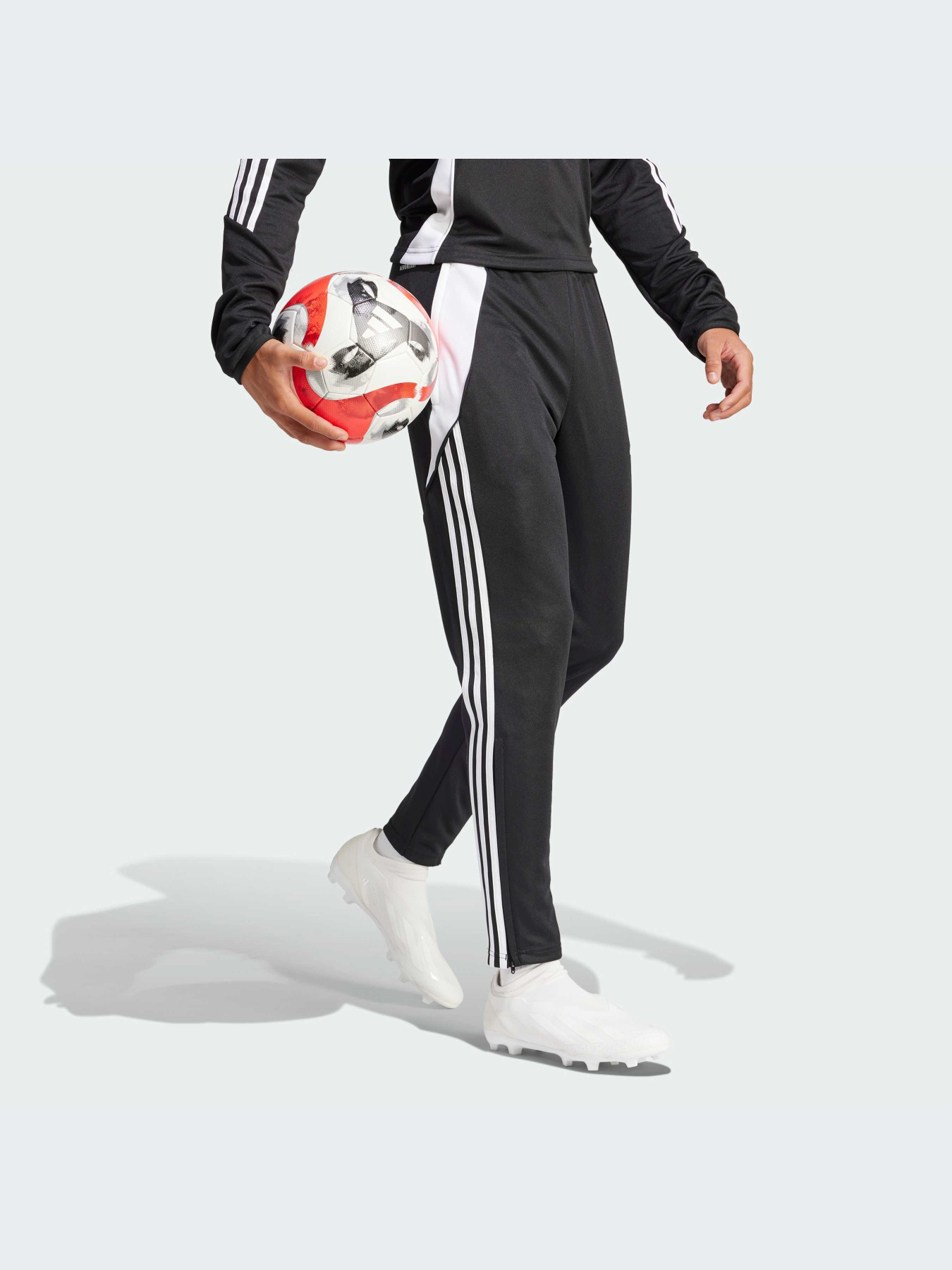 Брюки Adidas Tiro модель IP1953 Фото