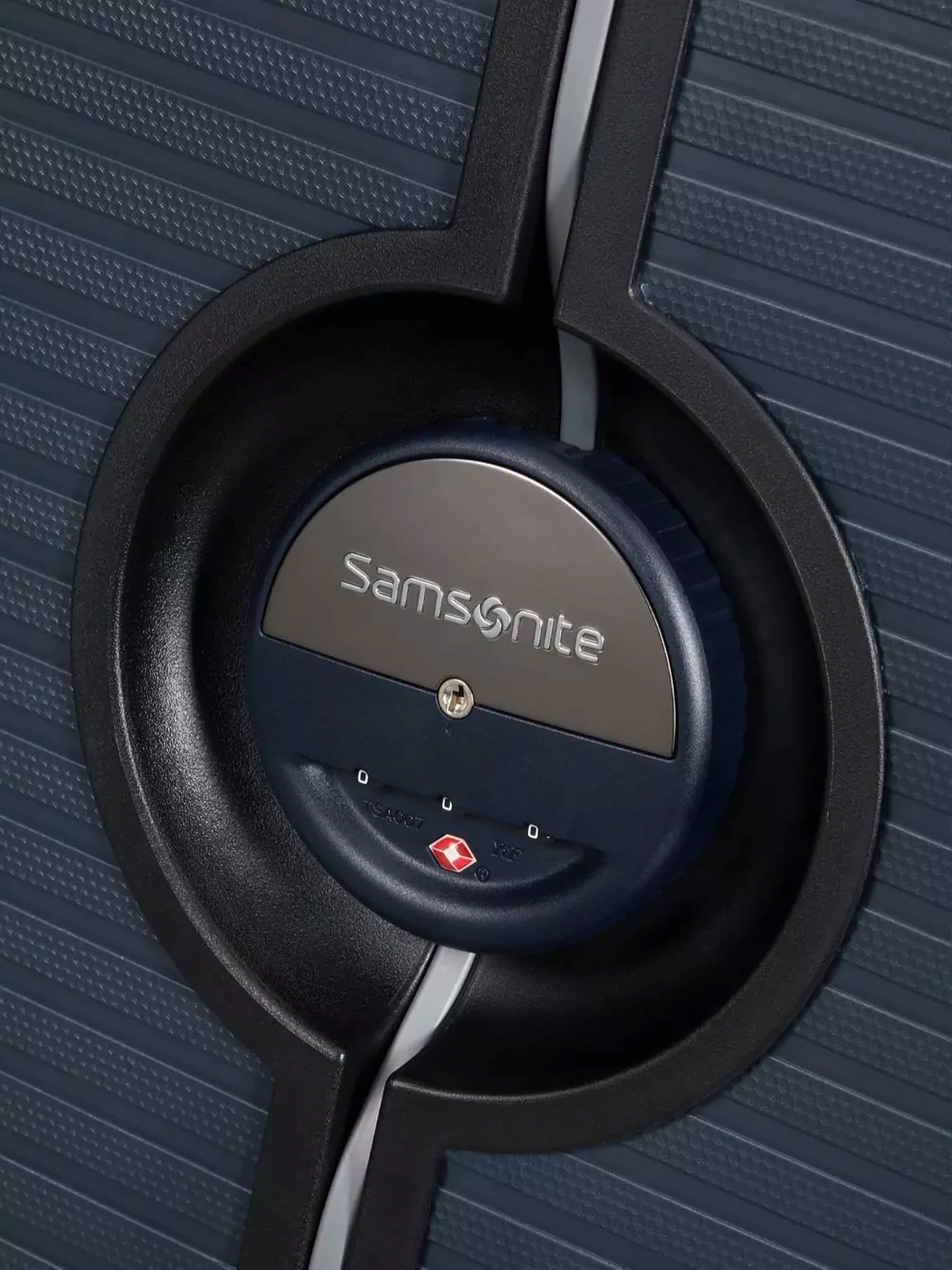 Дорожні сумки та валізи Samsonite модель KE9*11001 Фото