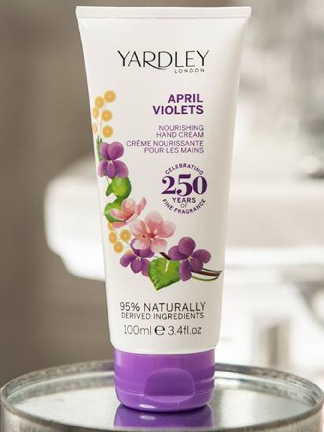 Крем для рук Yardley London модель 5060322952482 Крем для рук Yardley London модель 5060322952482 Фото