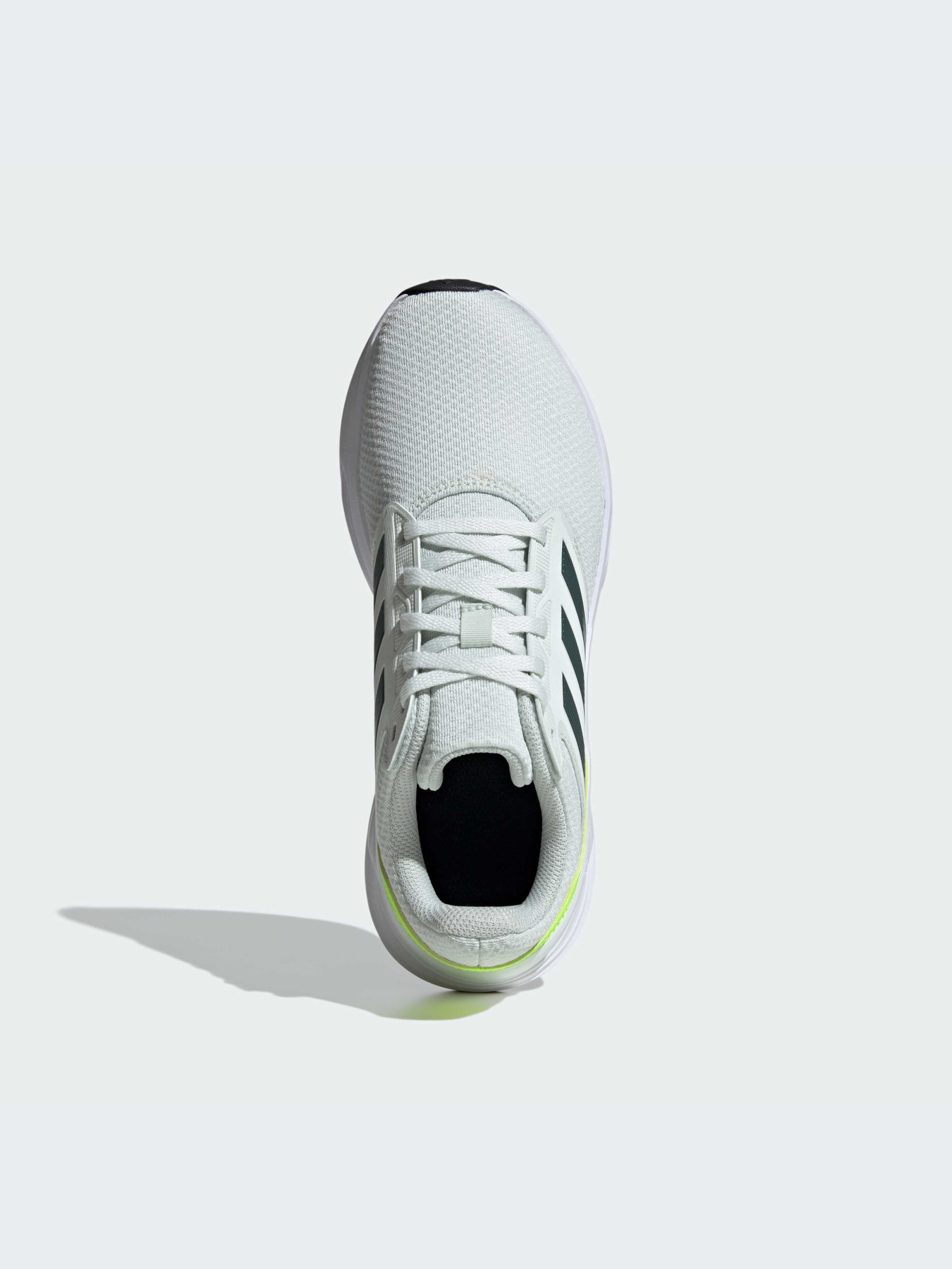 Кросівки Adidas Galaxy модель IE8135 Кросівки Adidas Galaxy модель IE8135 Фото