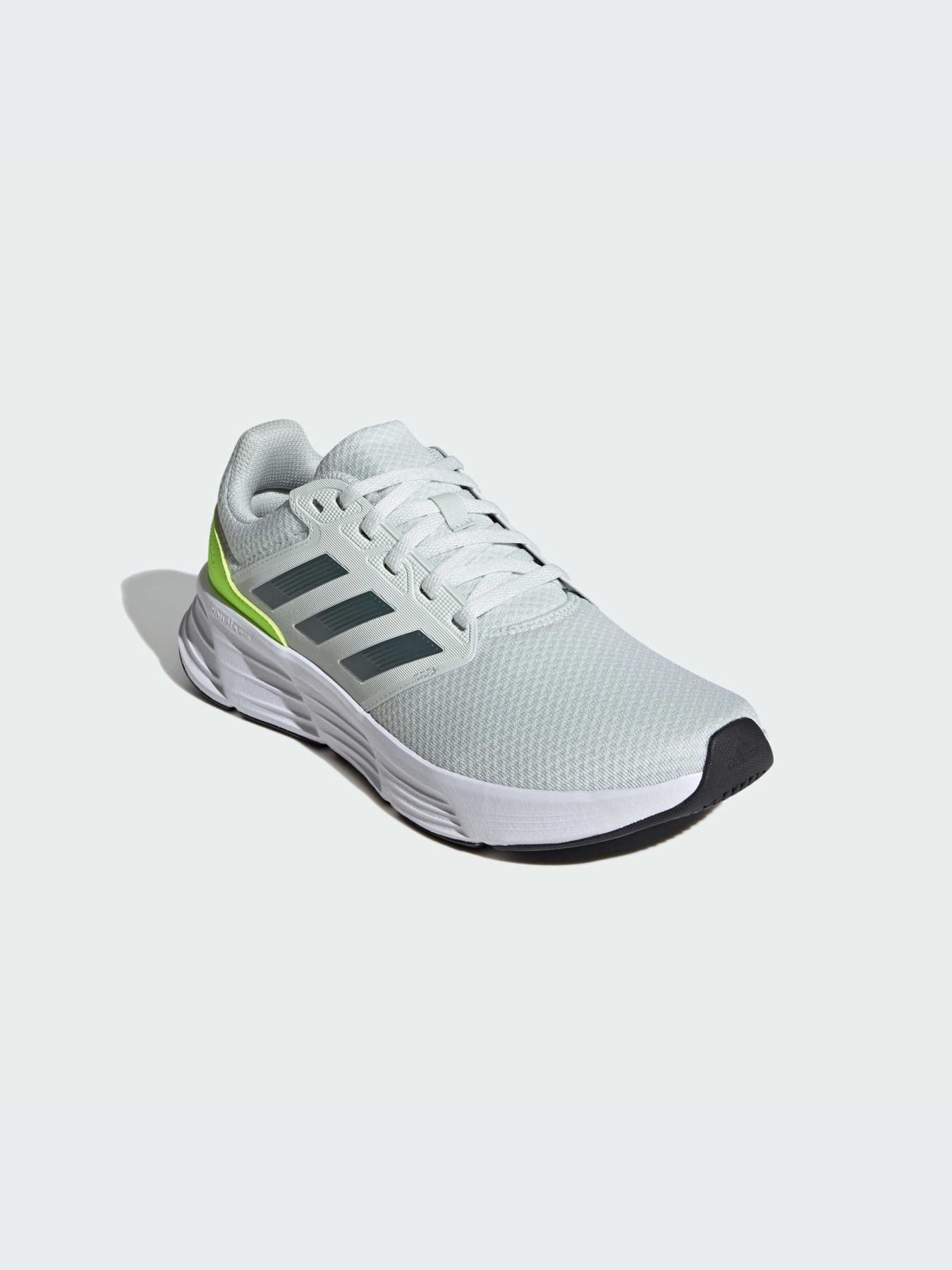 Кросівки Adidas Galaxy модель IE8135 Кросівки Adidas Galaxy модель IE8135 Фото