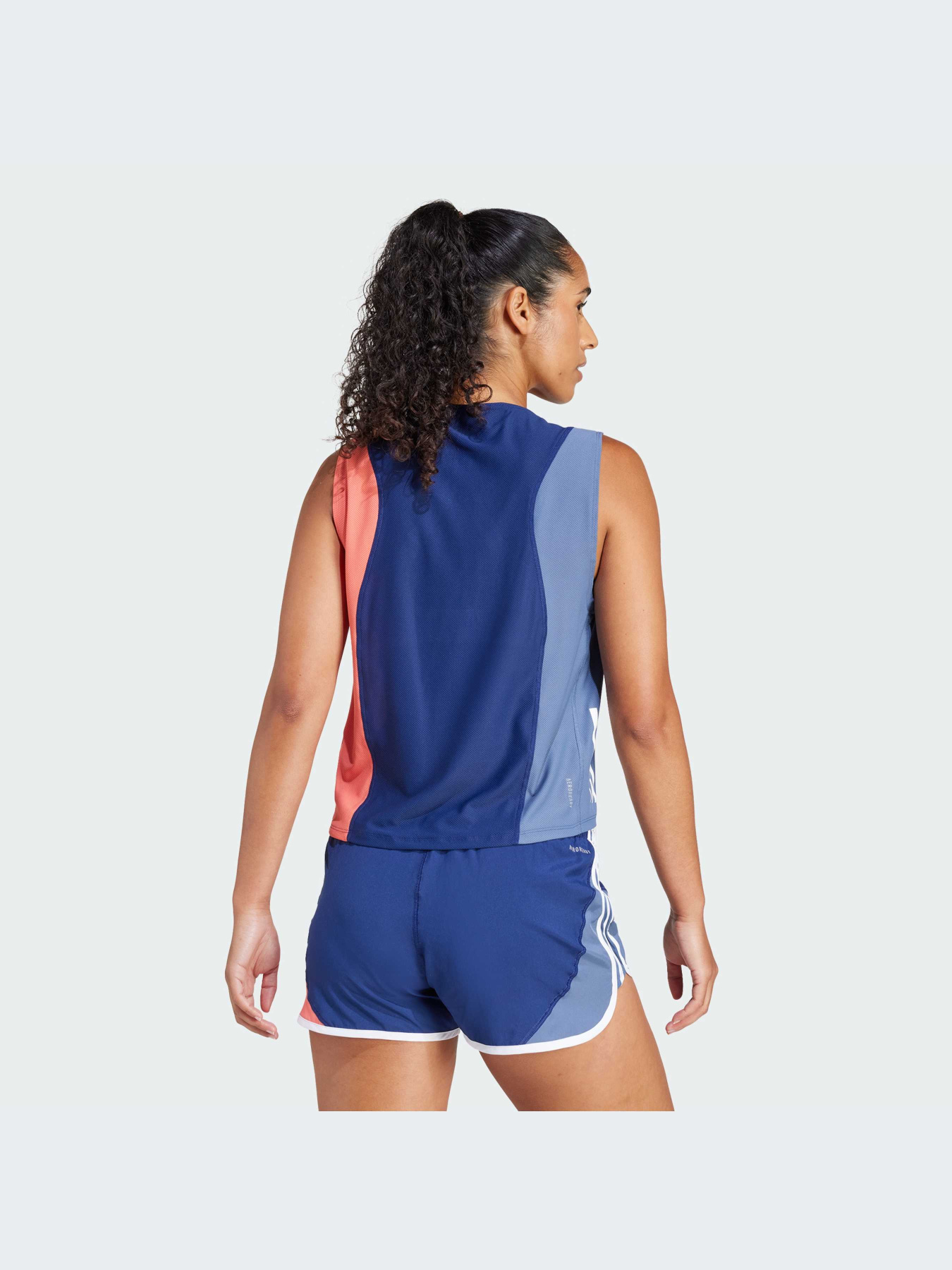 Футболки и поло Adidas модель IK5006 Футболки и поло Adidas модель IK5006 Фото