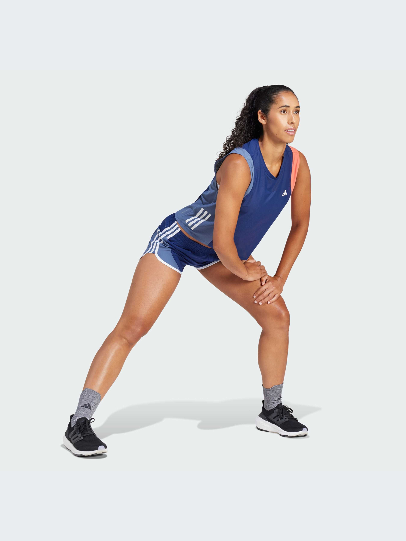 Футболки и поло Adidas модель IK5006 Футболки и поло Adidas модель IK5006 Фото