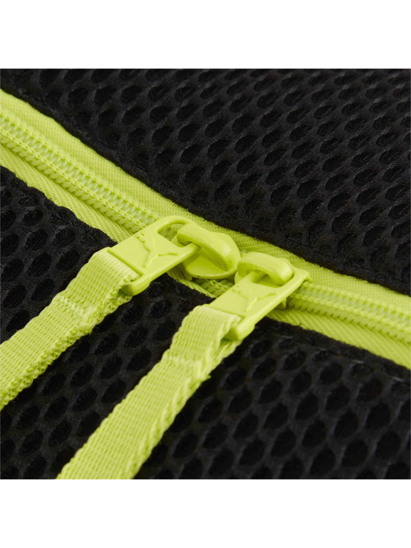 Сумки PUMA At Ess Grip Bag модель 090006 Фото