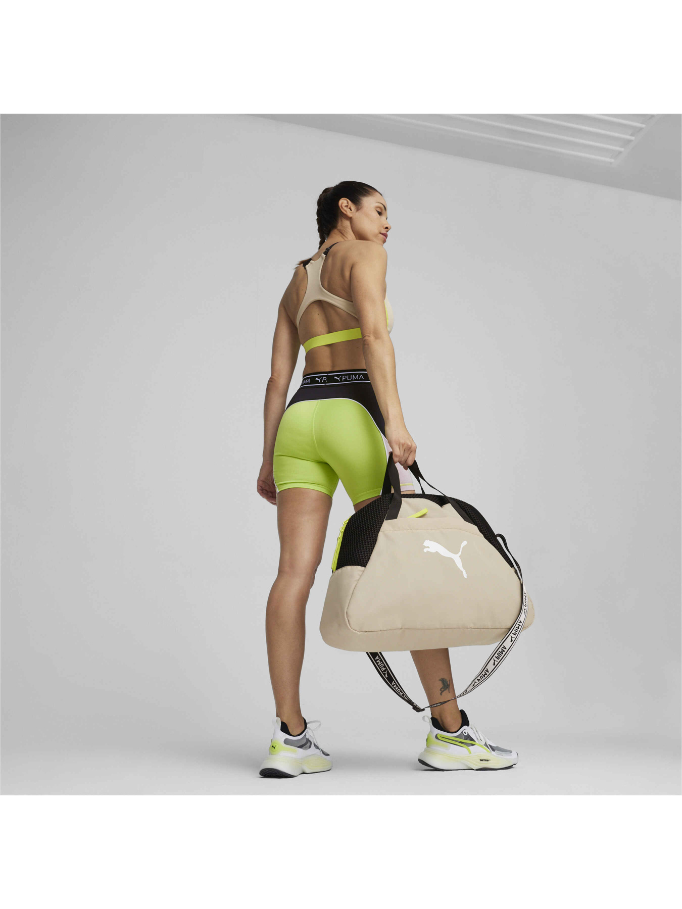 Сумки PUMA At Ess Grip Bag модель 090006 Фото