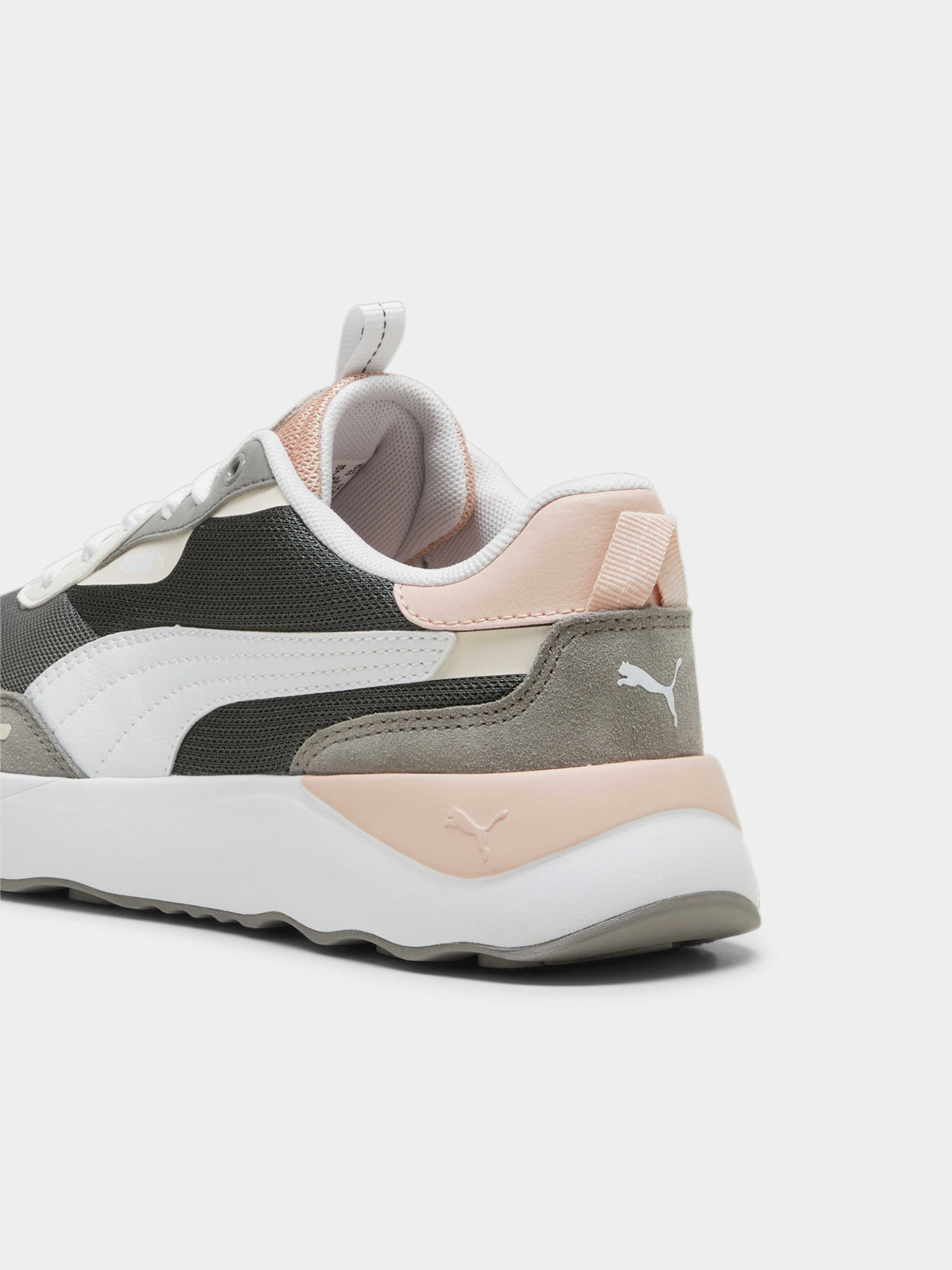 Кросівки PUMA Runtamed Platform модель 392324 Фото