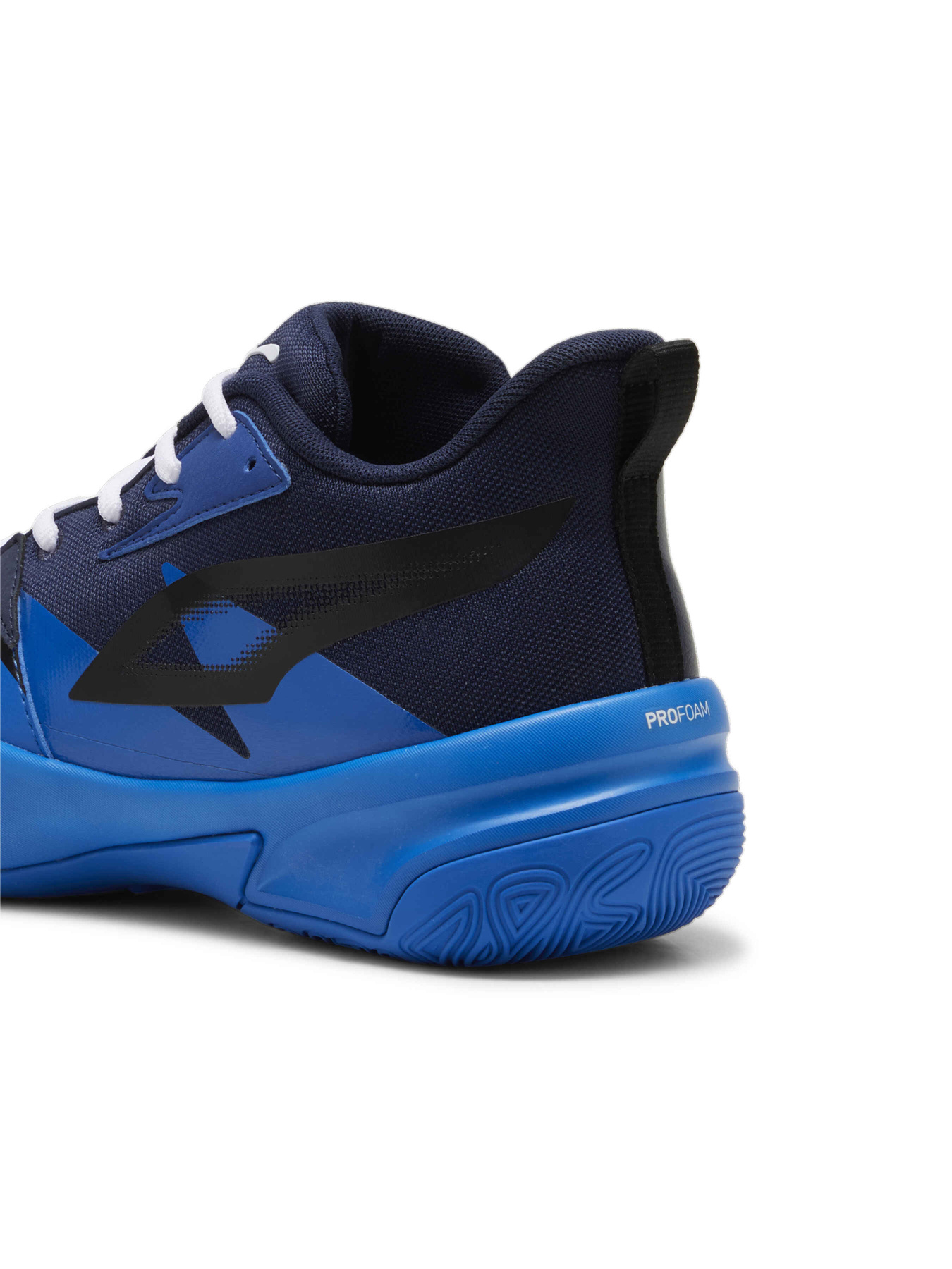Кросівки PUMA Genetics модель 379974 Фото