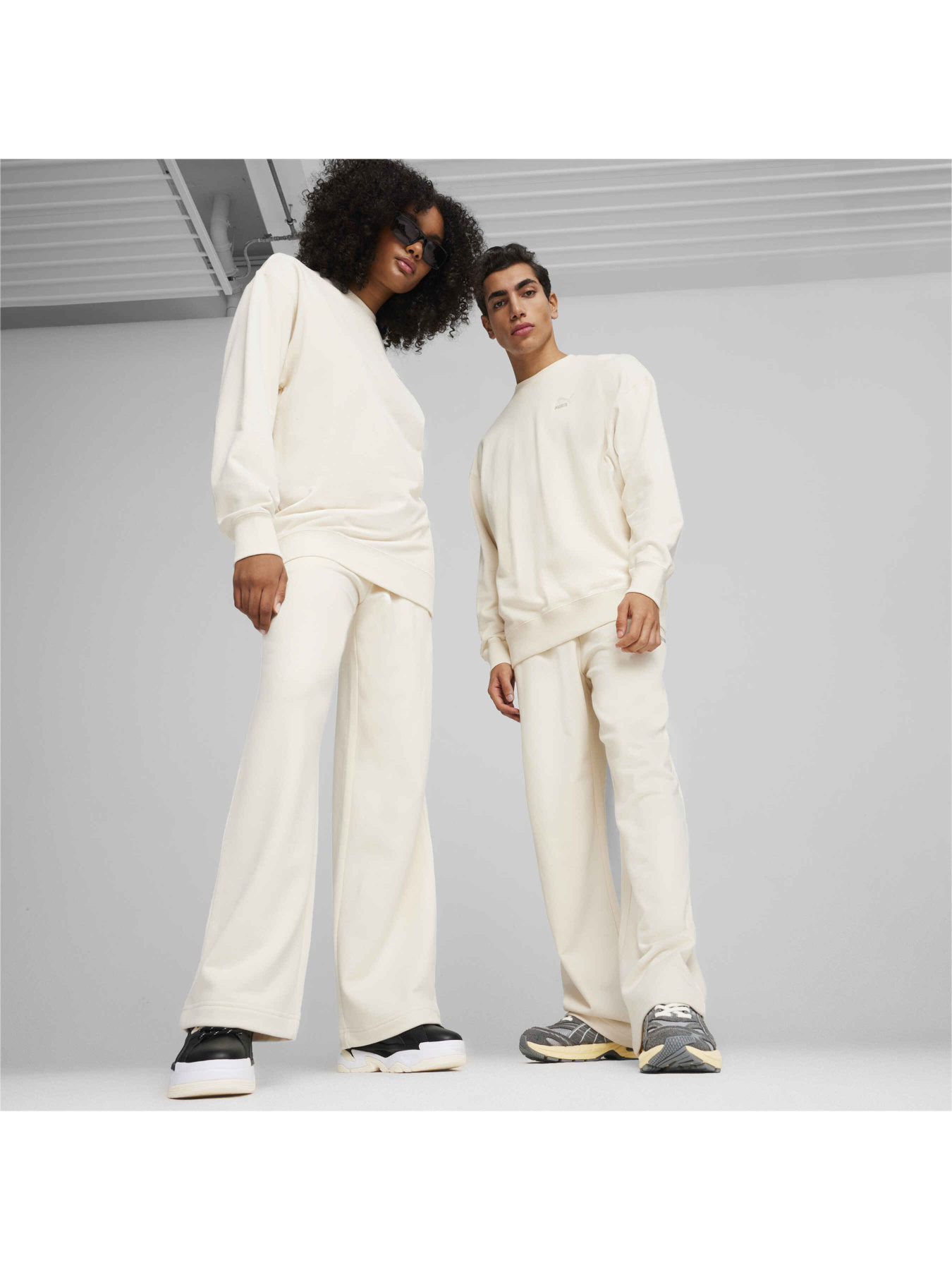 Худі та світшоти PUMA Better Classics Relaxed Crew модель 624244 Худі та світшоти PUMA Better Classics Relaxed Crew модель 624244 Фото