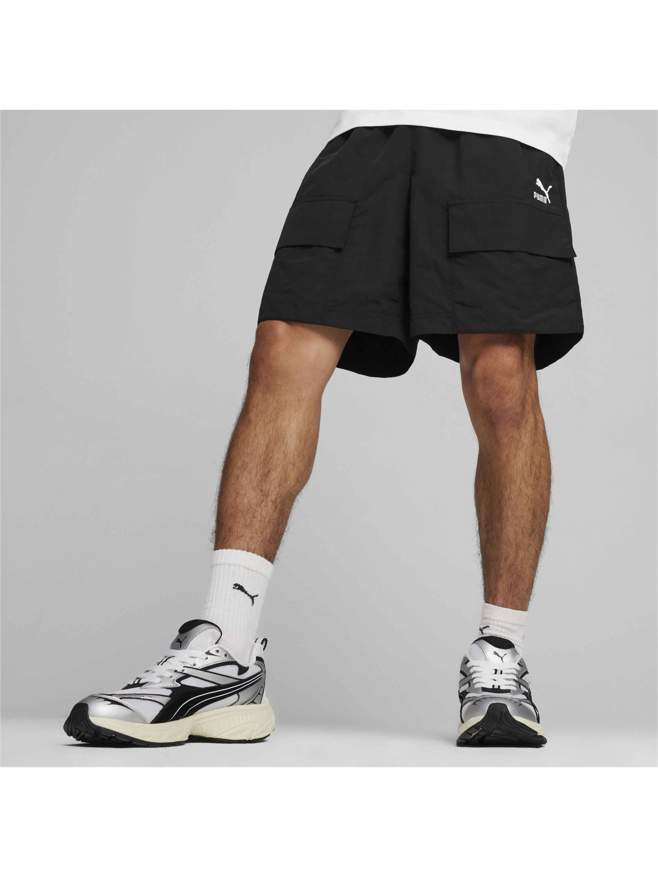 Шорты PUMA Classics Cargo Shorts модель 624262 Шорты PUMA Classics Cargo Shorts модель 624262 Фото
